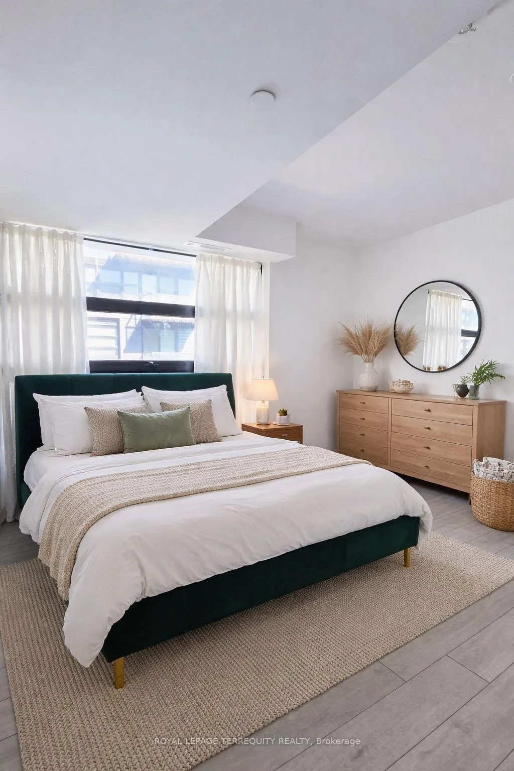 Photo 4 of Unit 325C, 1612 Charles Street, Whitby, Port Whitby — HOMEH