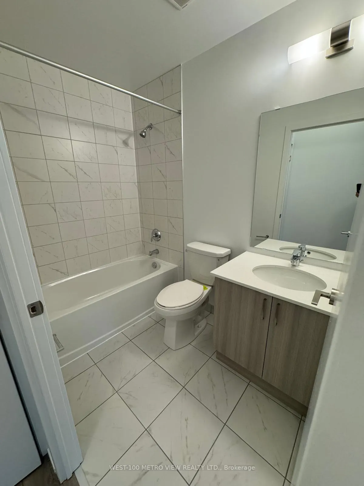 Photo 10 of Unit 705, 1435 Celebration Drive, Pickering, Bay Ridges — HOMEH