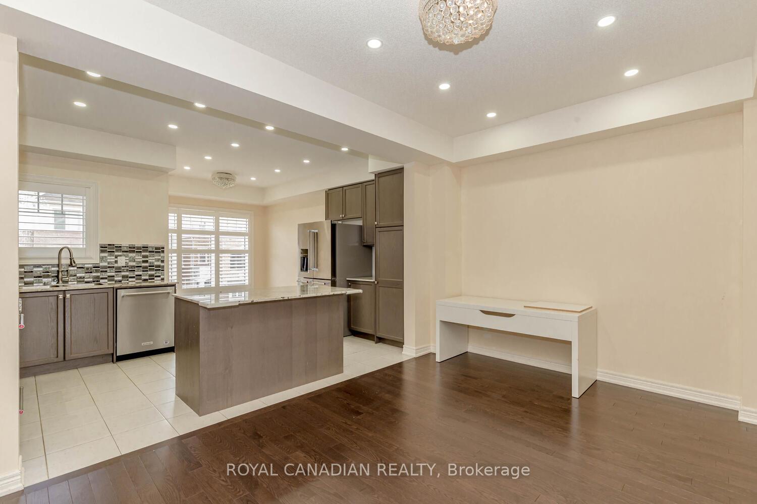 Photo 17 of 3852 Tufgar Crescent, Burlington, Alton — HOMEH