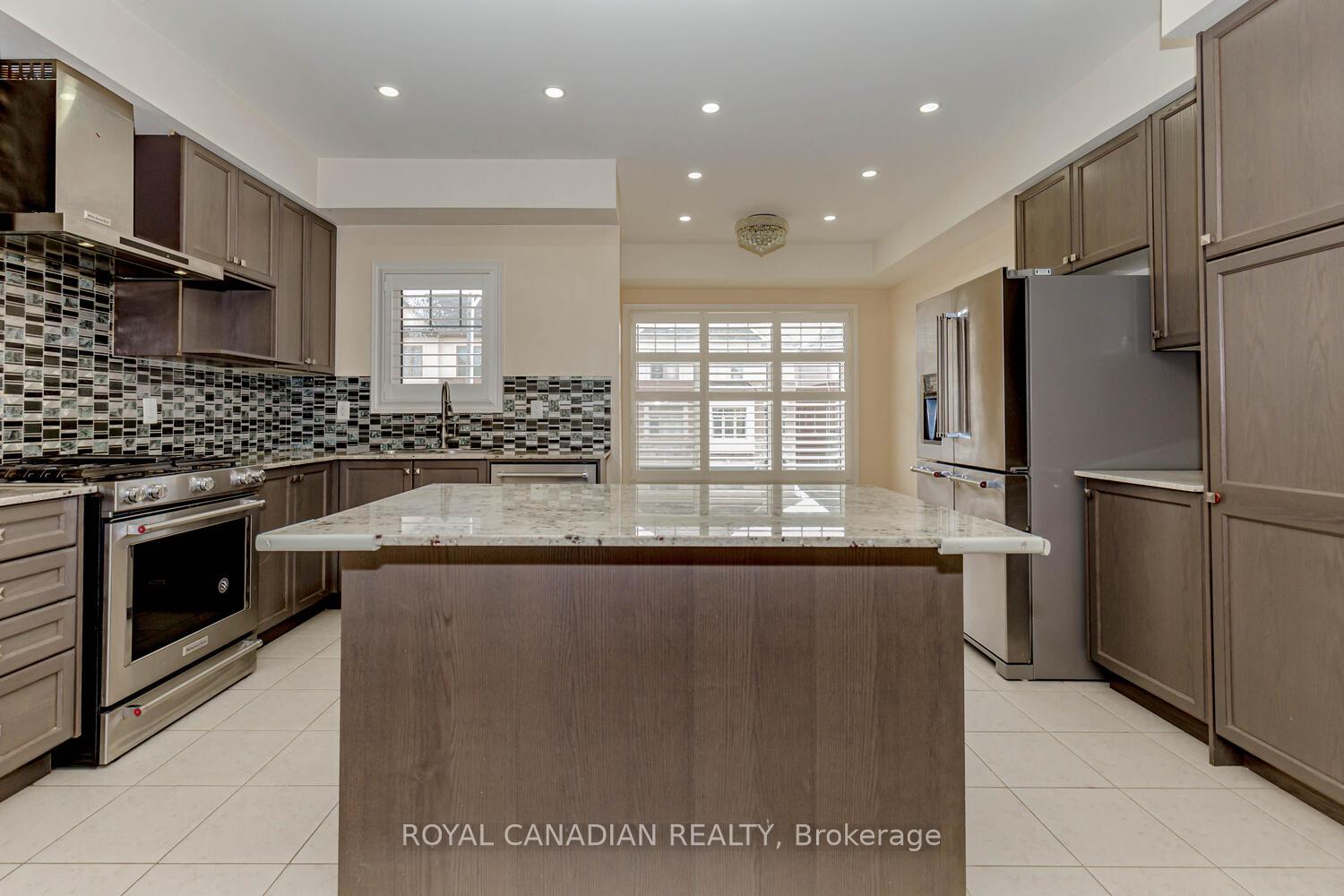 Photo 32 of 3852 Tufgar Crescent, Burlington, Alton — HOMEH
