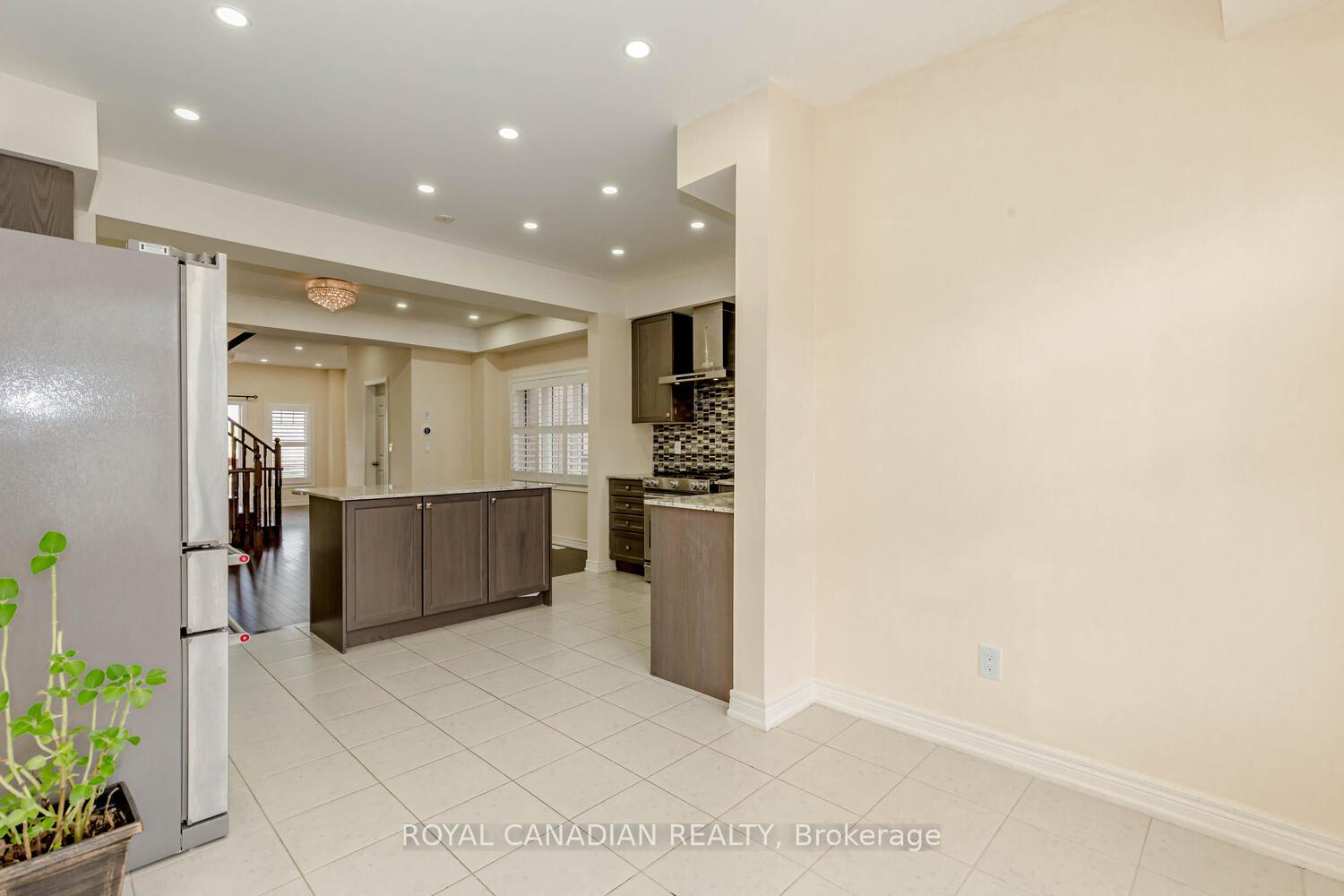 Photo 37 of 3852 Tufgar Crescent, Burlington, Alton — HOMEH