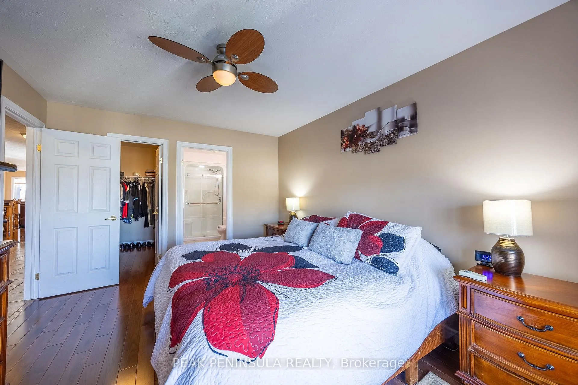 Photo 7 of 63 Upper Canada Drive, Norfolk, Port Rowan — HOMEH