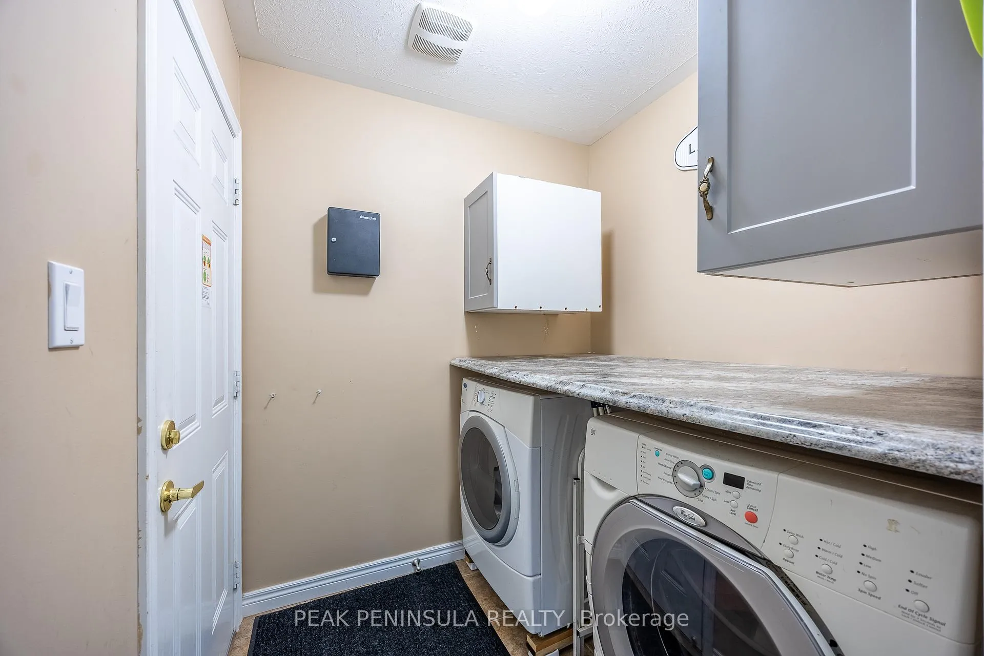 Photo 13 of 63 Upper Canada Drive, Norfolk, Port Rowan — HOMEH