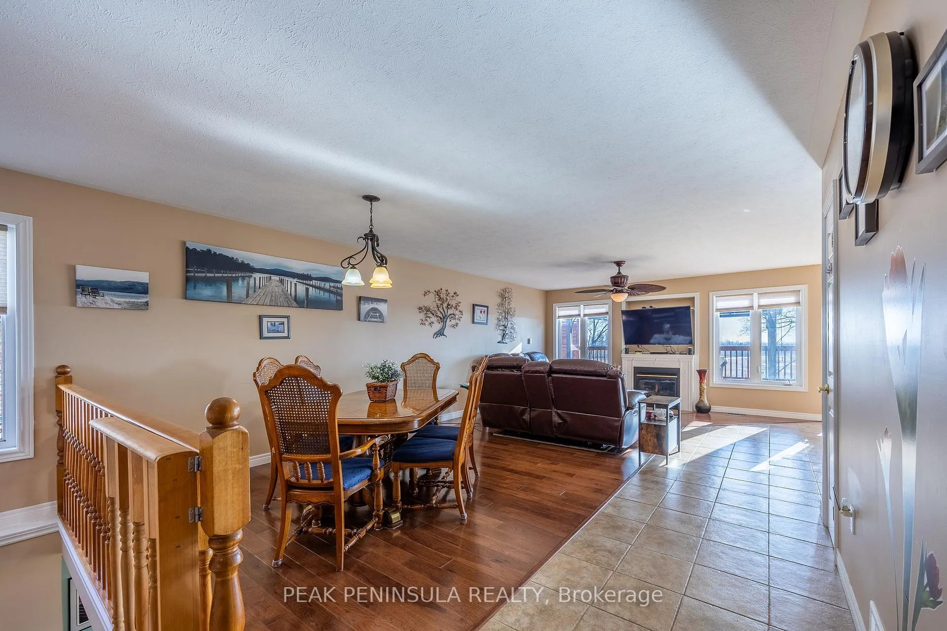 Photo 17 of 63 Upper Canada Drive, Norfolk, Port Rowan — HOMEH
