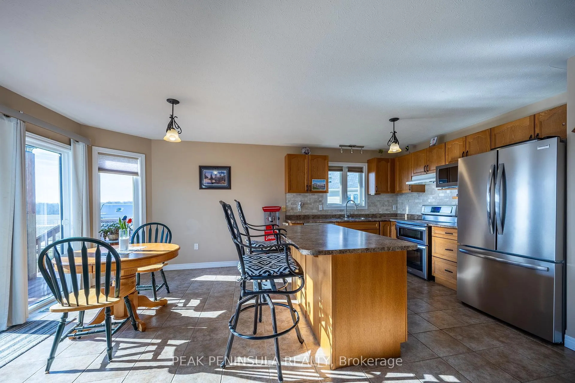 Photo 18 of 63 Upper Canada Drive, Norfolk, Port Rowan — HOMEH