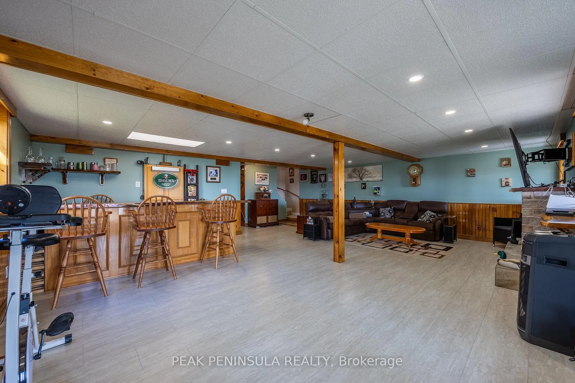 Photo 27 of 63 Upper Canada Drive, Norfolk, Port Rowan — HOMEH