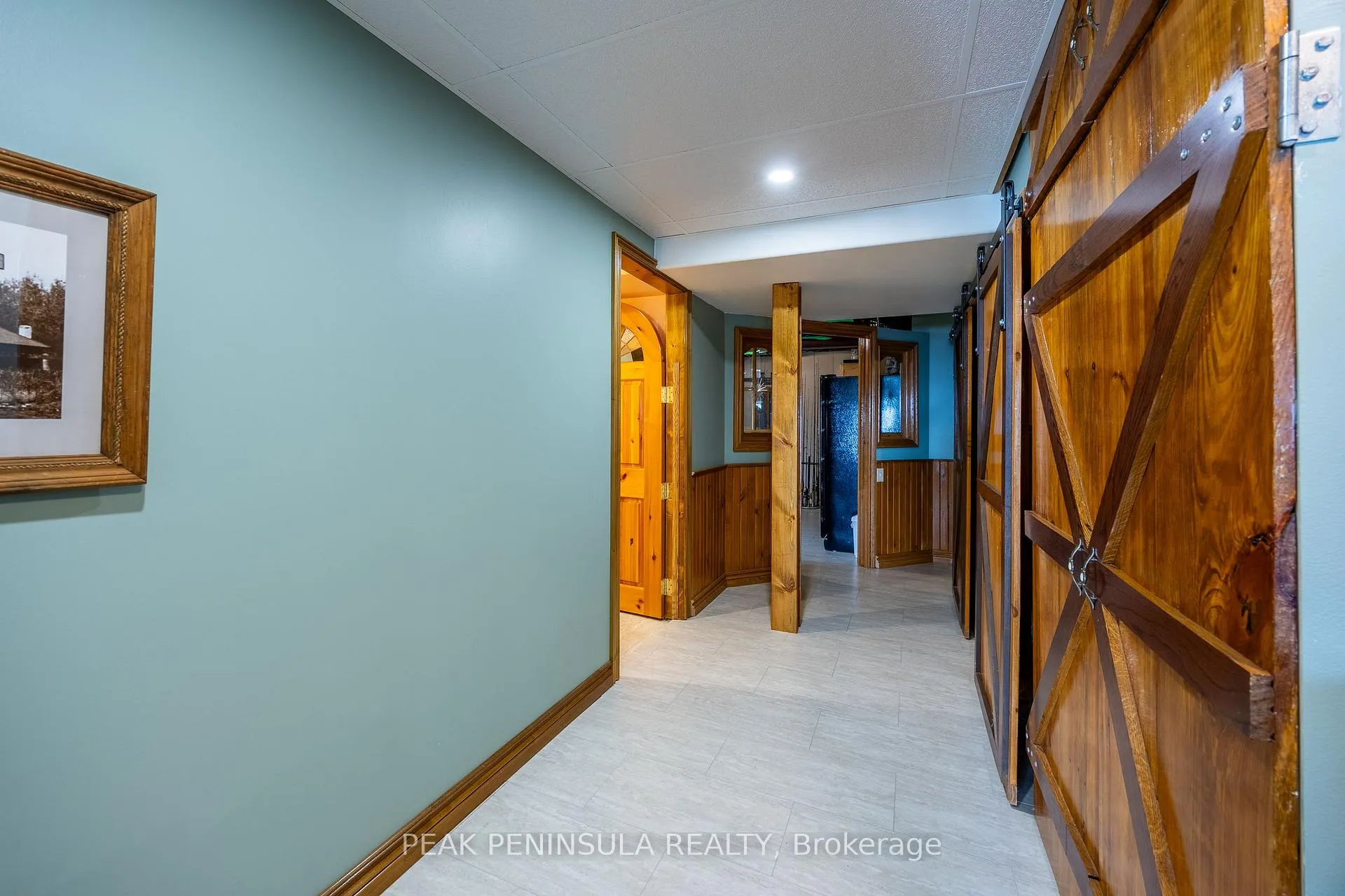 Photo 28 of 63 Upper Canada Drive, Norfolk, Port Rowan — HOMEH