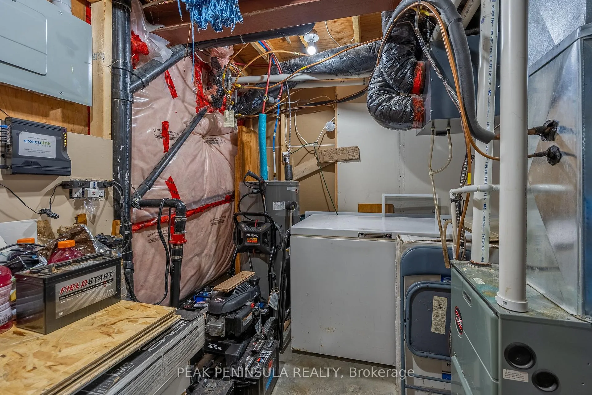 Photo 32 of 63 Upper Canada Drive, Norfolk, Port Rowan — HOMEH