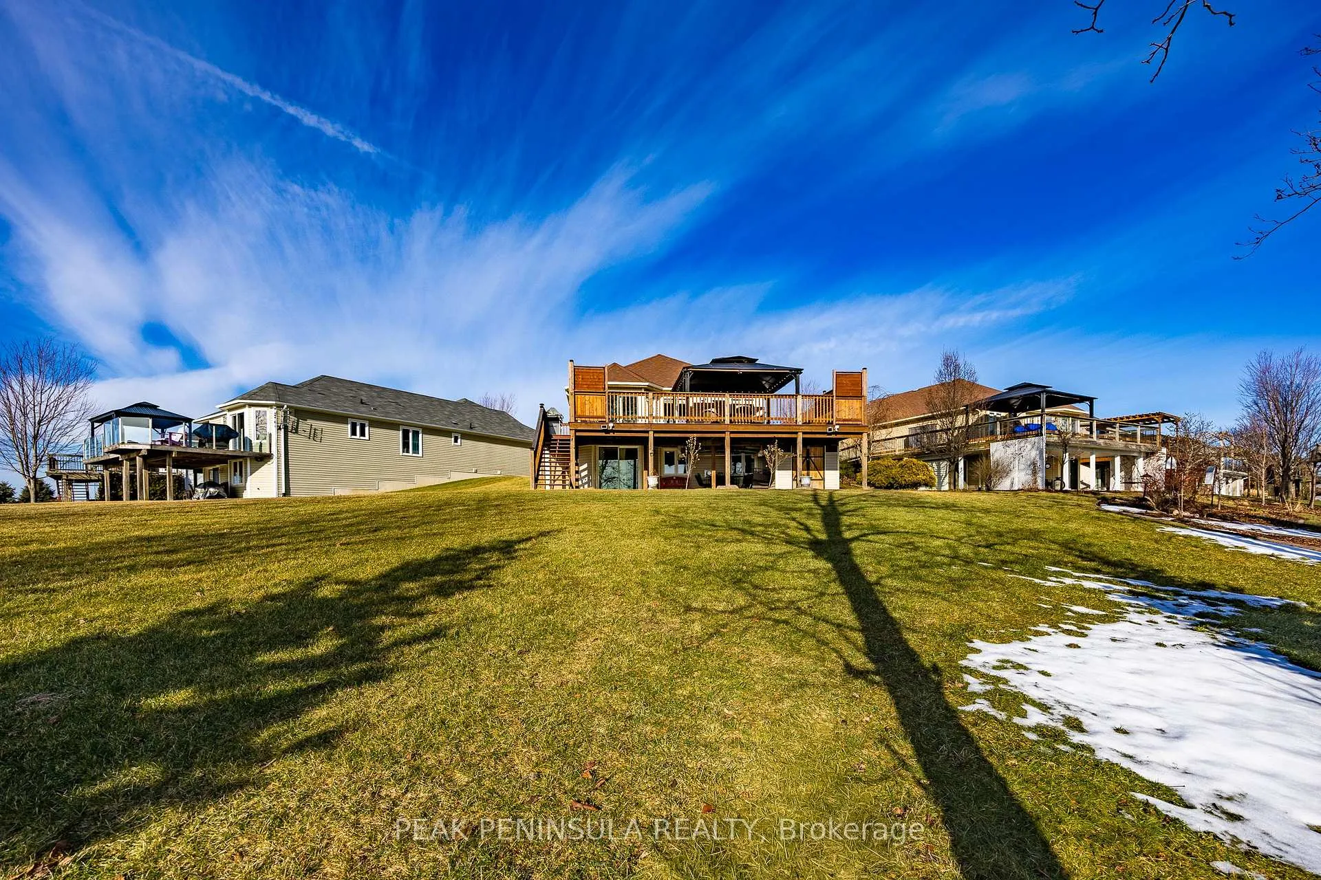 Photo 37 of 63 Upper Canada Drive, Norfolk, Port Rowan — HOMEH