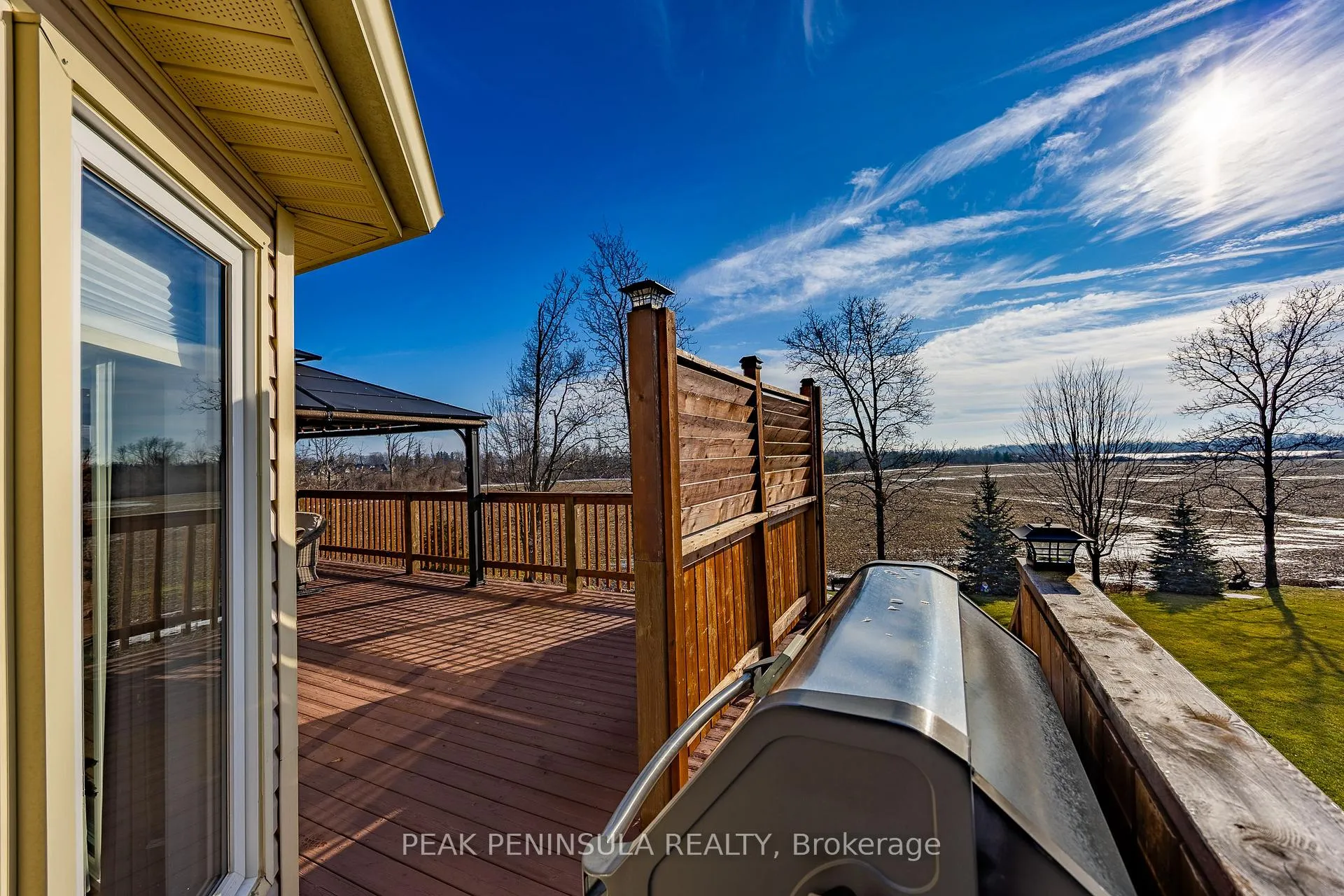 Photo 40 of 63 Upper Canada Drive, Norfolk, Port Rowan — HOMEH