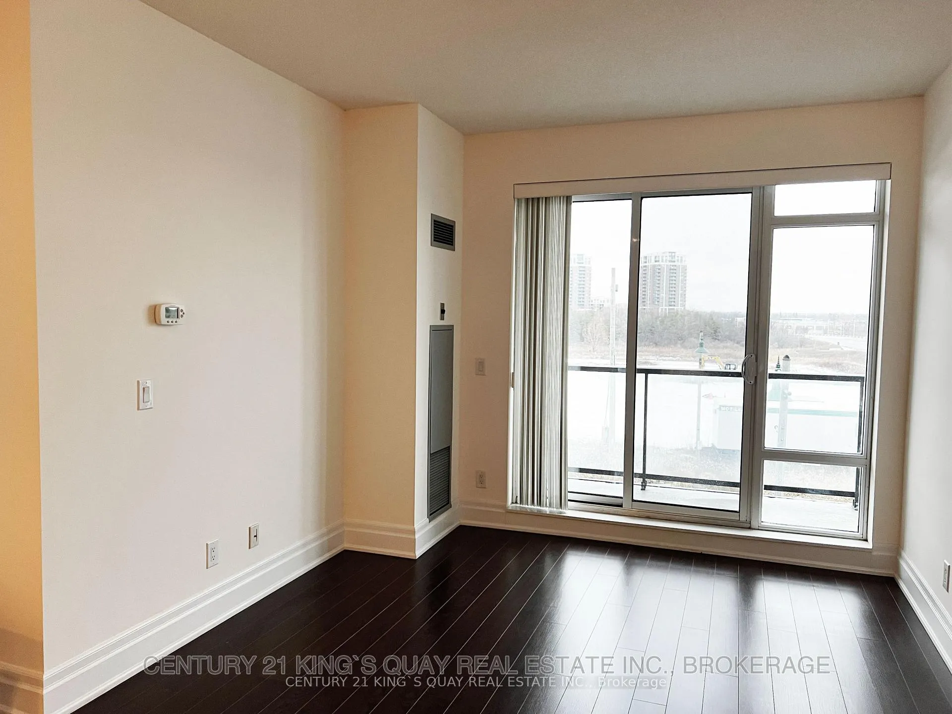 Photo 7 of Unit 315, 111 Upper Duke Crescent, Markham, Unionville — HOMEH
