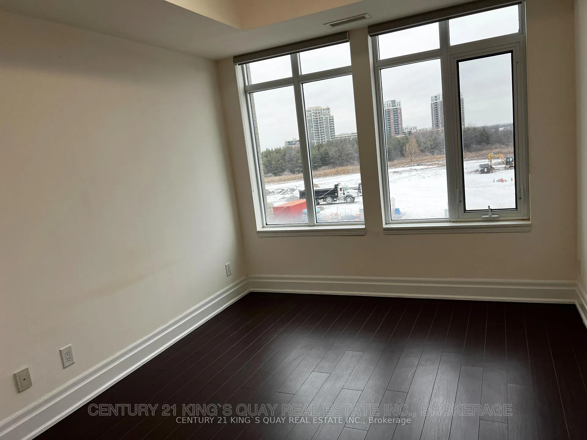 Photo 12 of Unit 315, 111 Upper Duke Crescent, Markham, Unionville — HOMEH