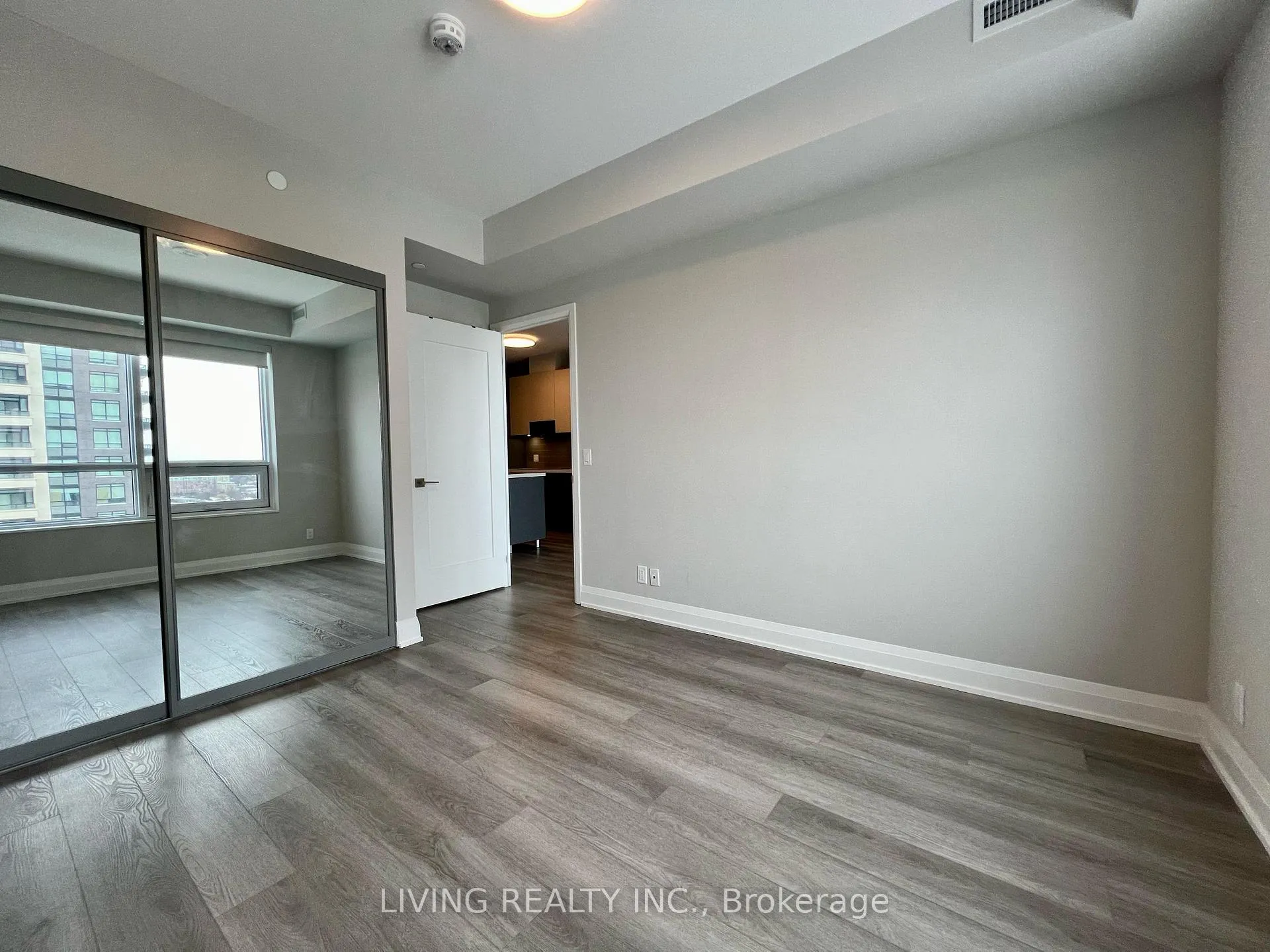 Photo 2 of Unit 2502, 18 Water Walk Drive, Markham, Unionville — HOMEH