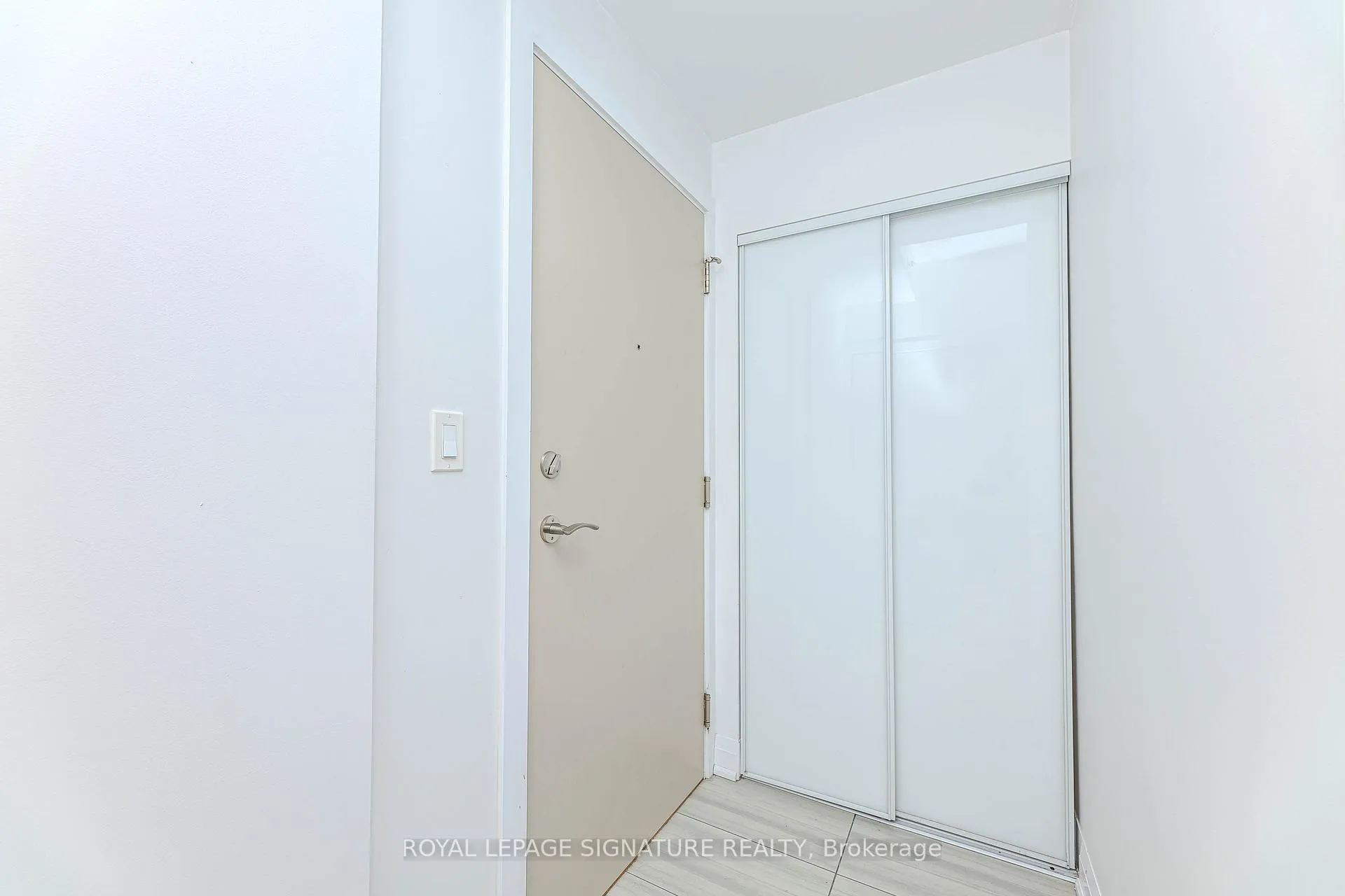 Photo 5 of Unit 607, 1486 Bathurst Street, Toronto, Humewood-Cedarvale — HOMEH