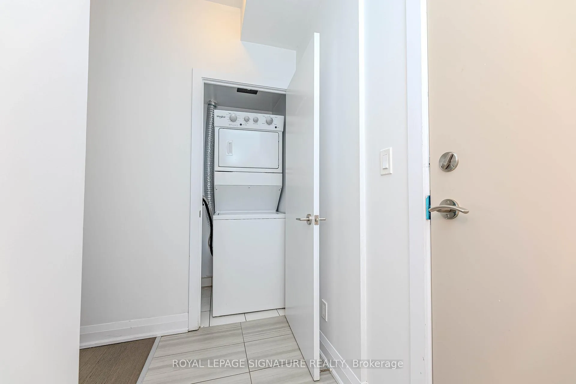 Photo 6 of Unit 607, 1486 Bathurst Street, Toronto, Humewood-Cedarvale — HOMEH