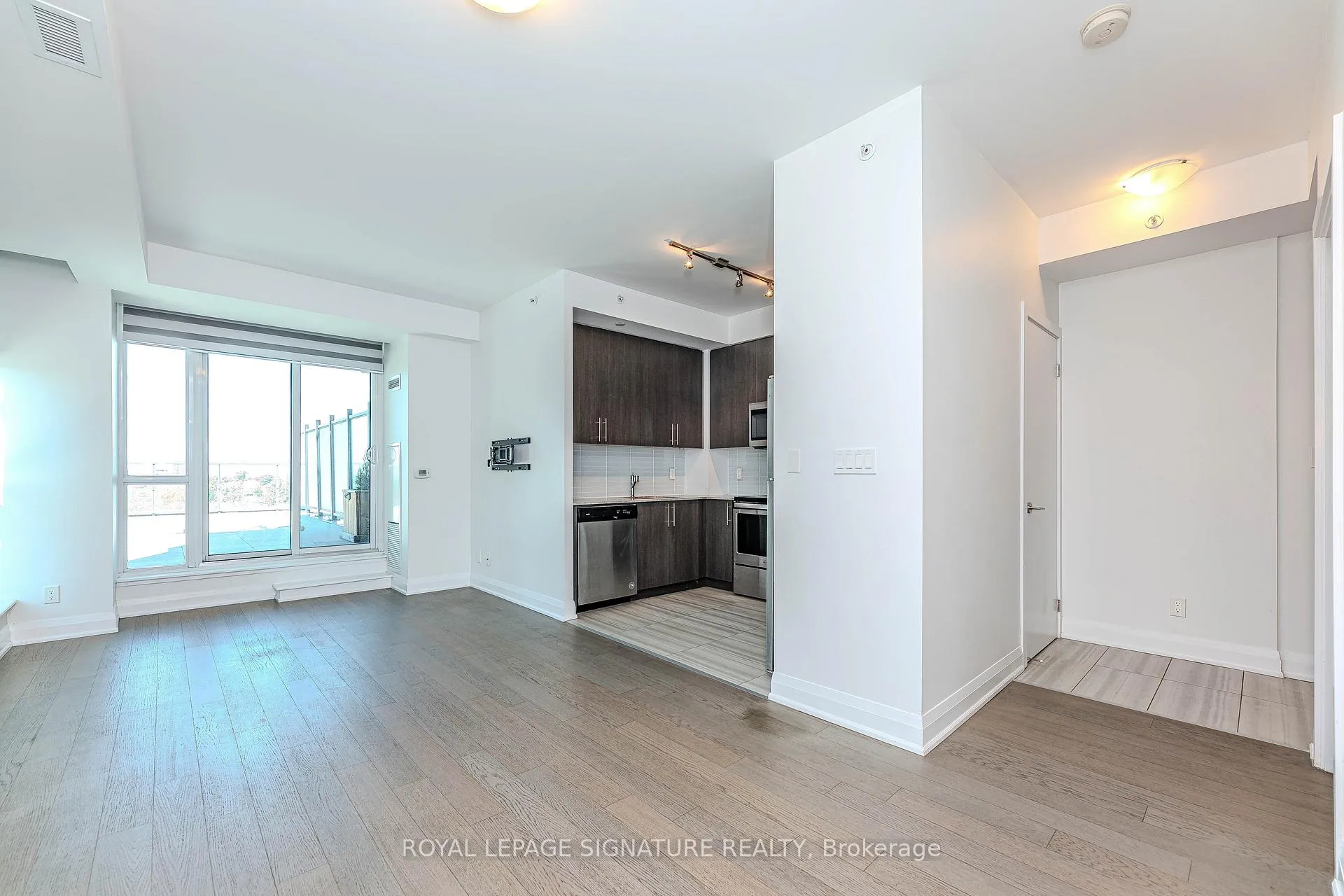 Photo 9 of Unit 607, 1486 Bathurst Street, Toronto, Humewood-Cedarvale — HOMEH