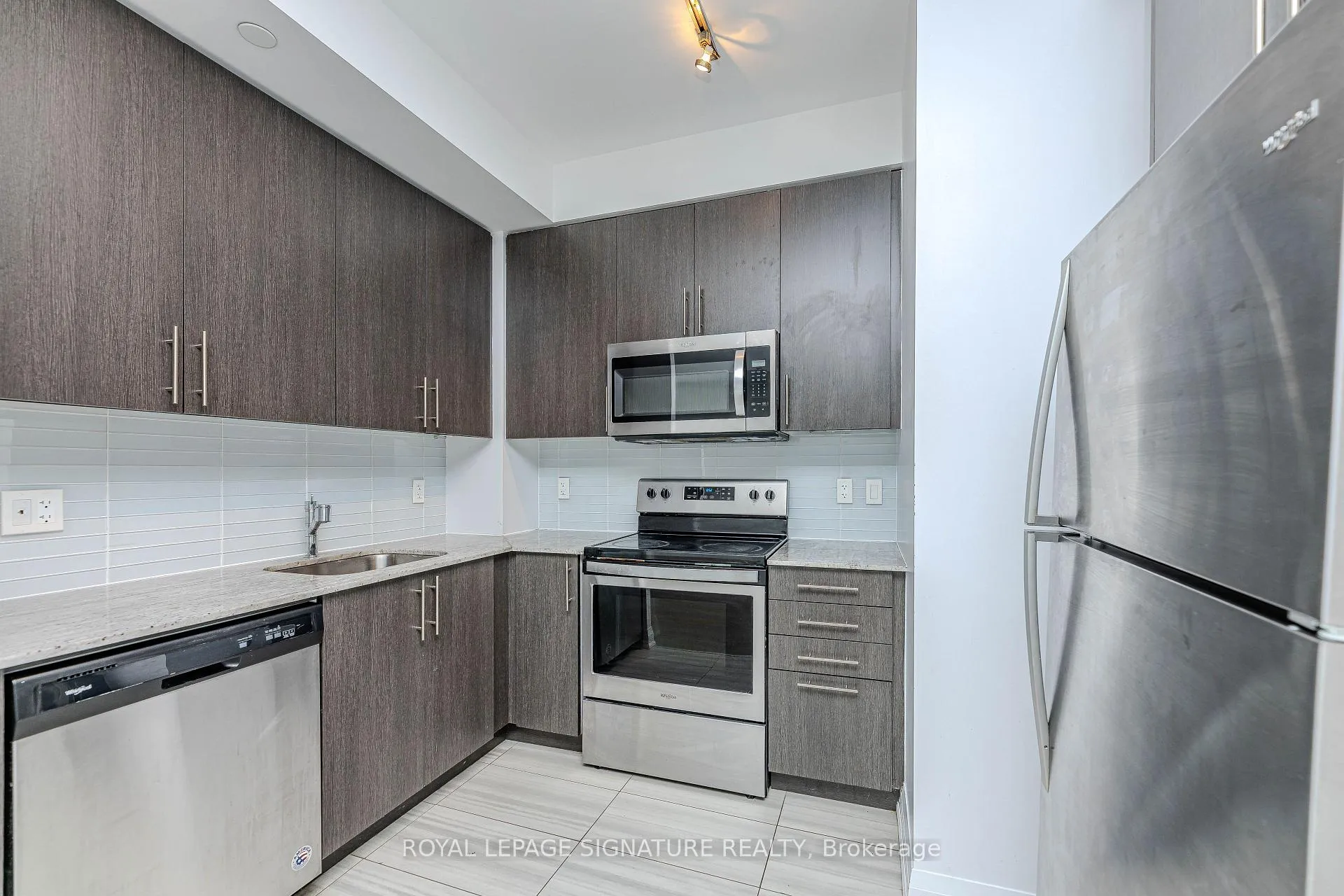 Photo 11 of Unit 607, 1486 Bathurst Street, Toronto, Humewood-Cedarvale — HOMEH
