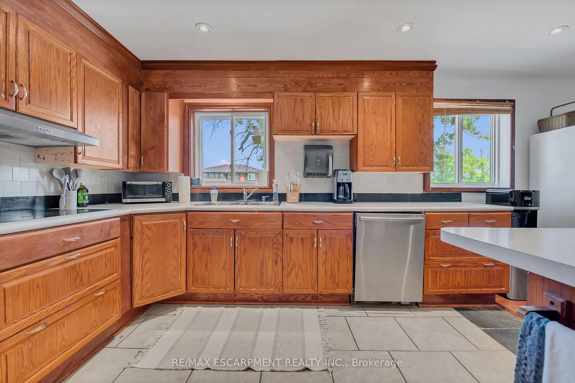 Photo 28 of 617 Eighth Road E, Hamilton, Rural Stoney Creek — HOMEH