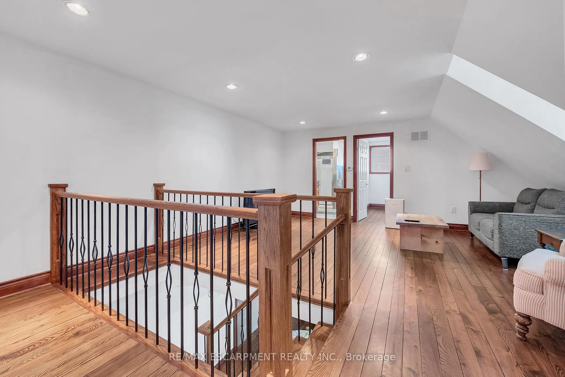 Photo 35 of 617 Eighth Road E, Hamilton, Rural Stoney Creek — HOMEH