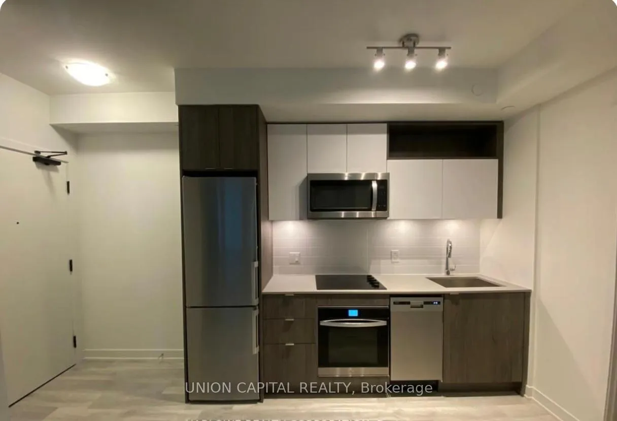 Front of Unit 319W, 135 Lower Sherbourne Street