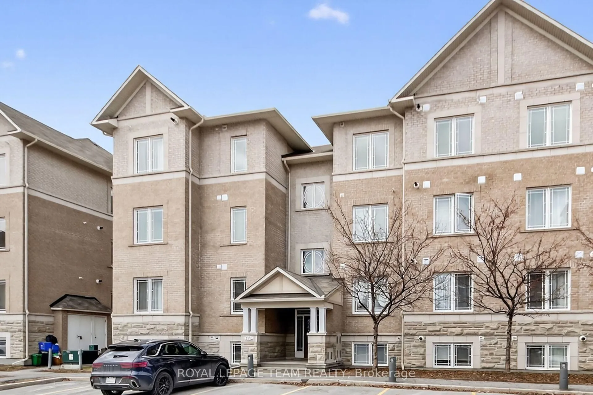 Photo 2 of Unit 1, 371 Paseo Private, Ottawa, Centrepointe — HOMEH