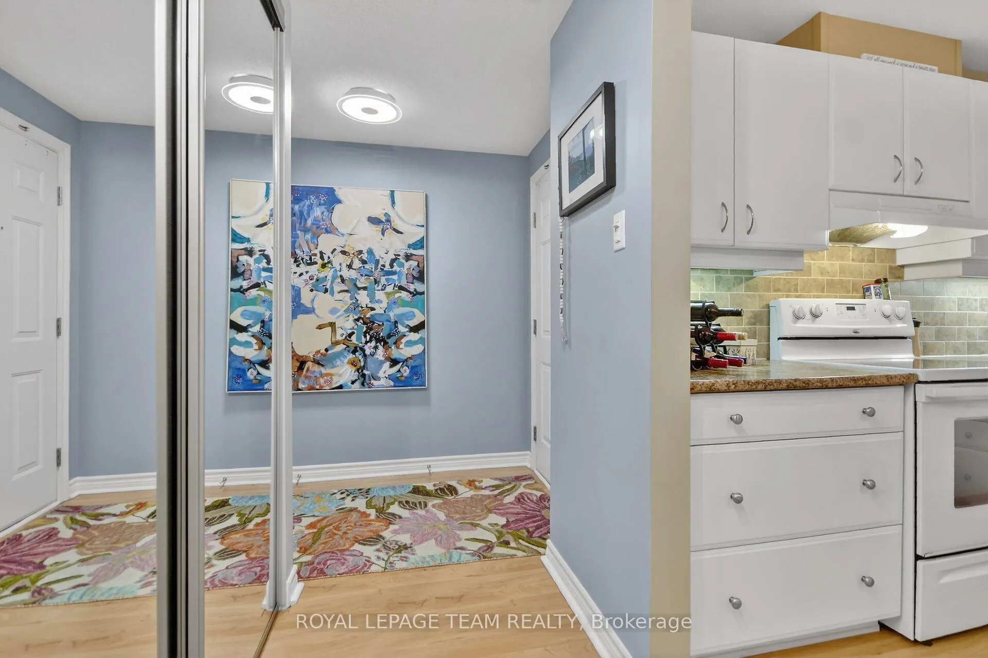 Photo 8 of Unit 1, 371 Paseo Private, Ottawa, Centrepointe — HOMEH