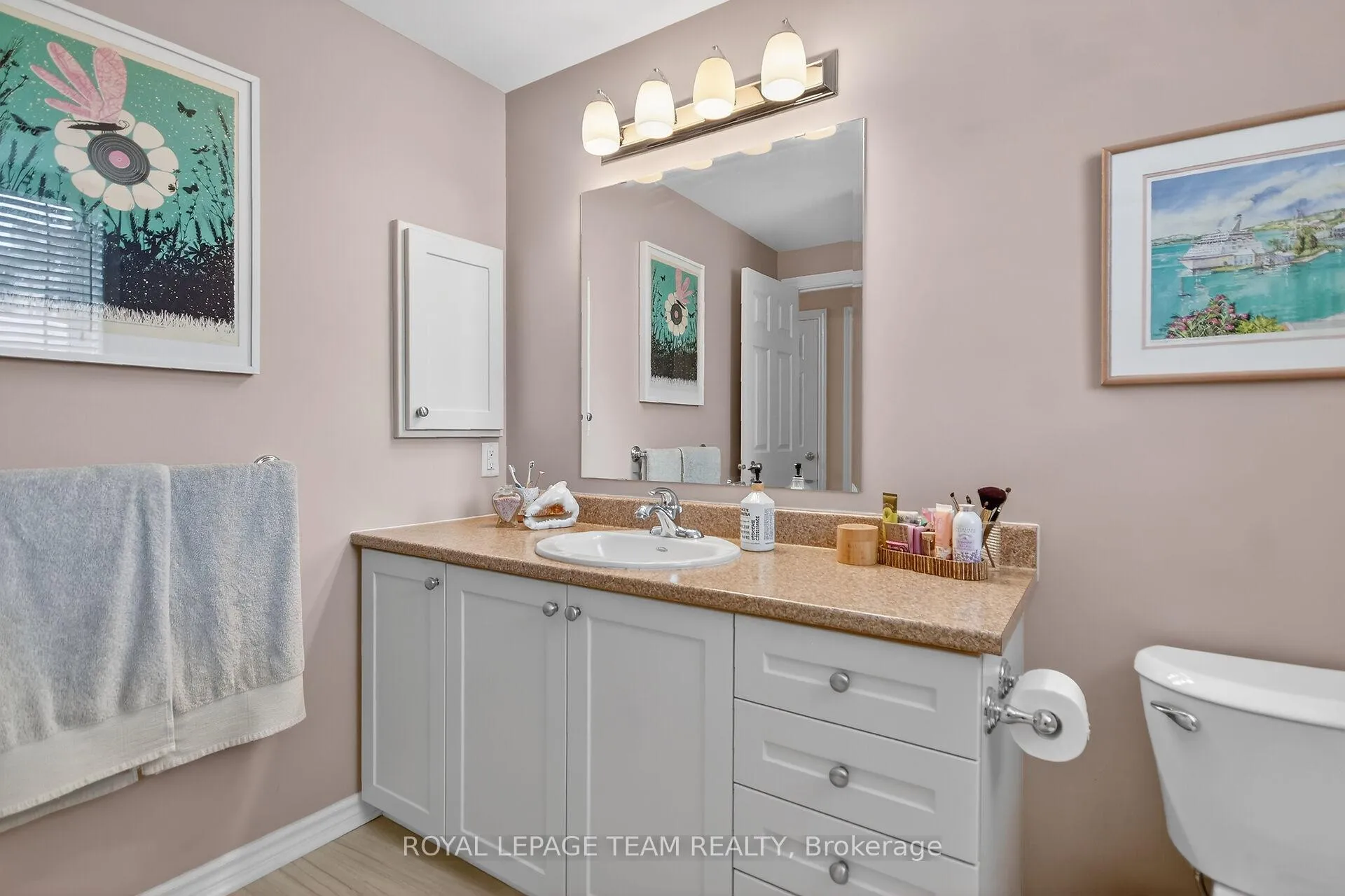 Photo 30 of Unit 1, 371 Paseo Private, Ottawa, Centrepointe — HOMEH