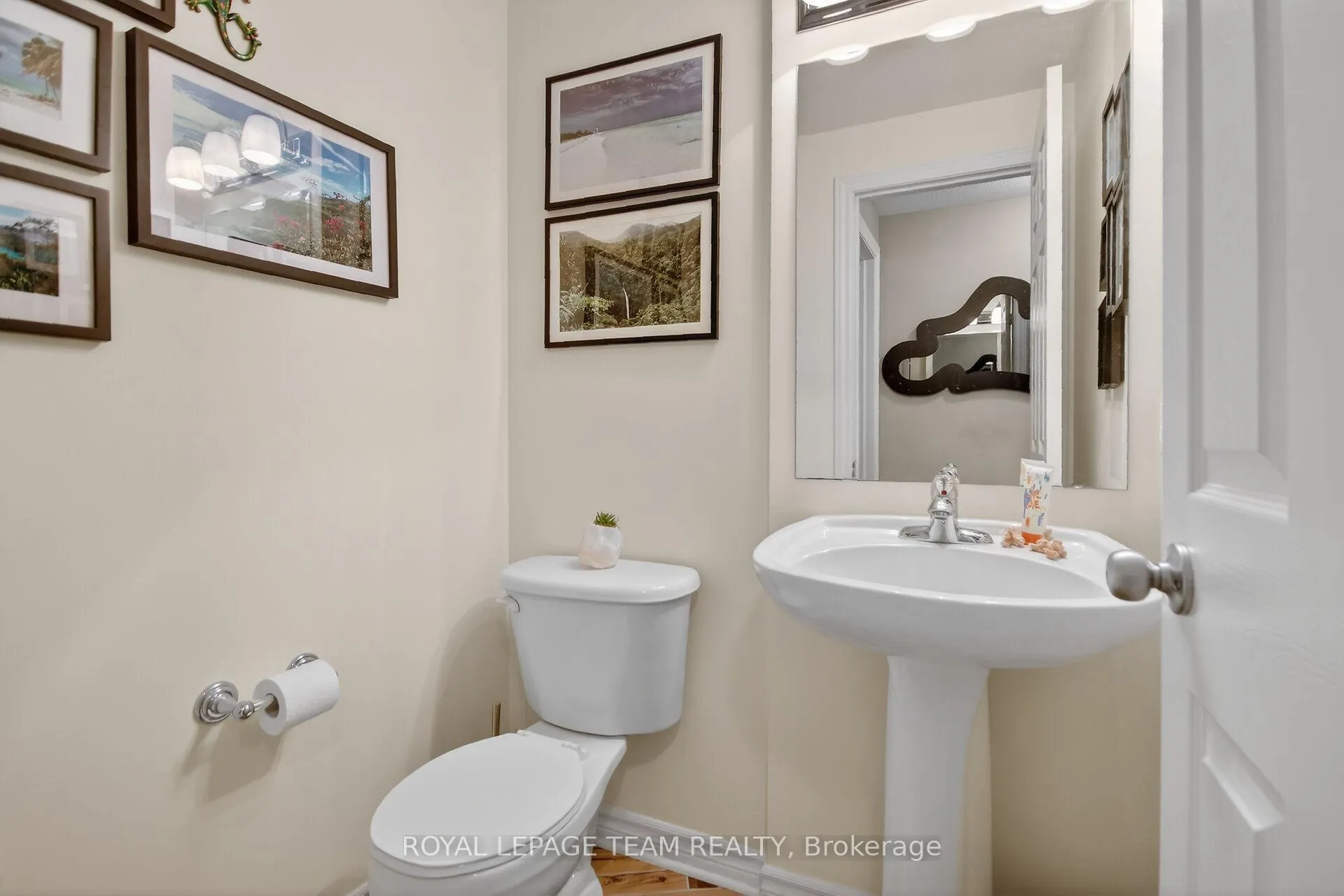 Photo 31 of Unit 1, 371 Paseo Private, Ottawa, Centrepointe — HOMEH