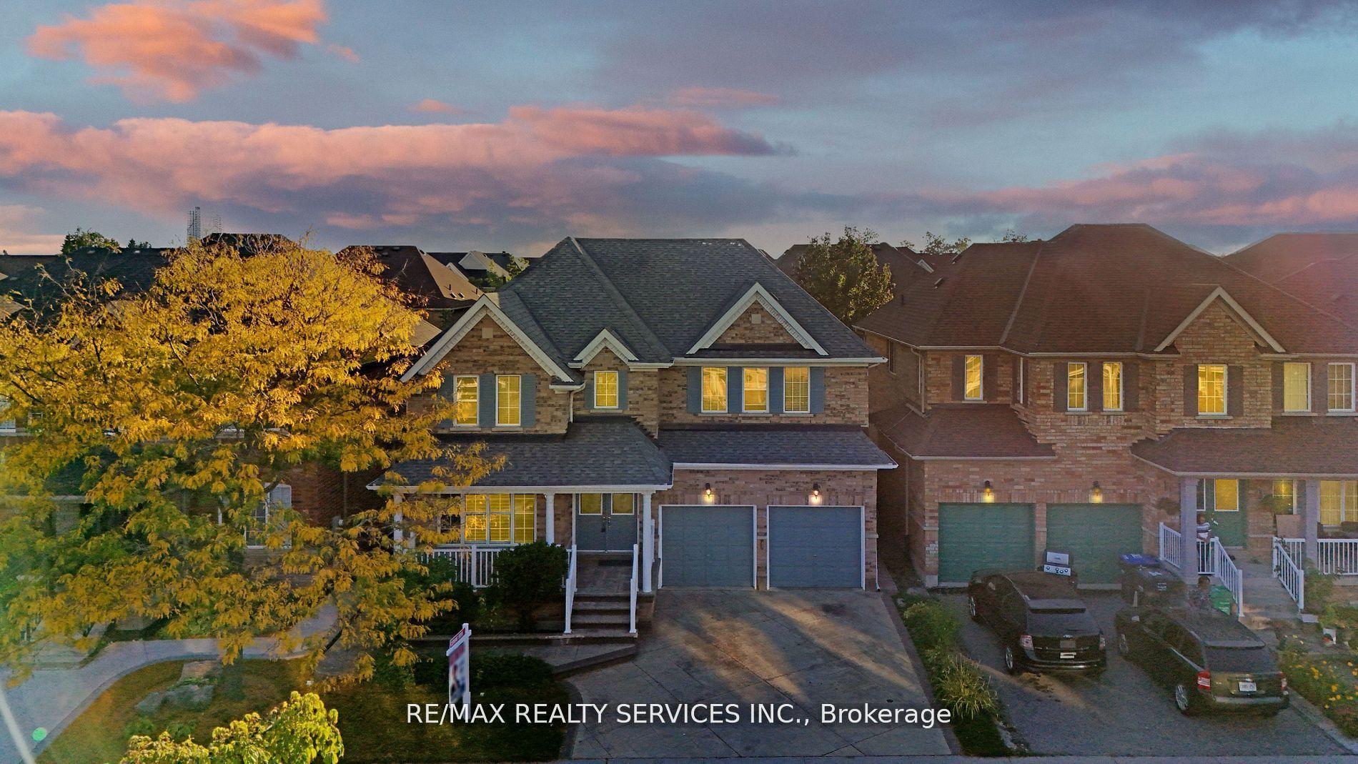 Photo 1 of 14 Foxmere Road, Brampton, Fletcher's Meadow — HOMEH