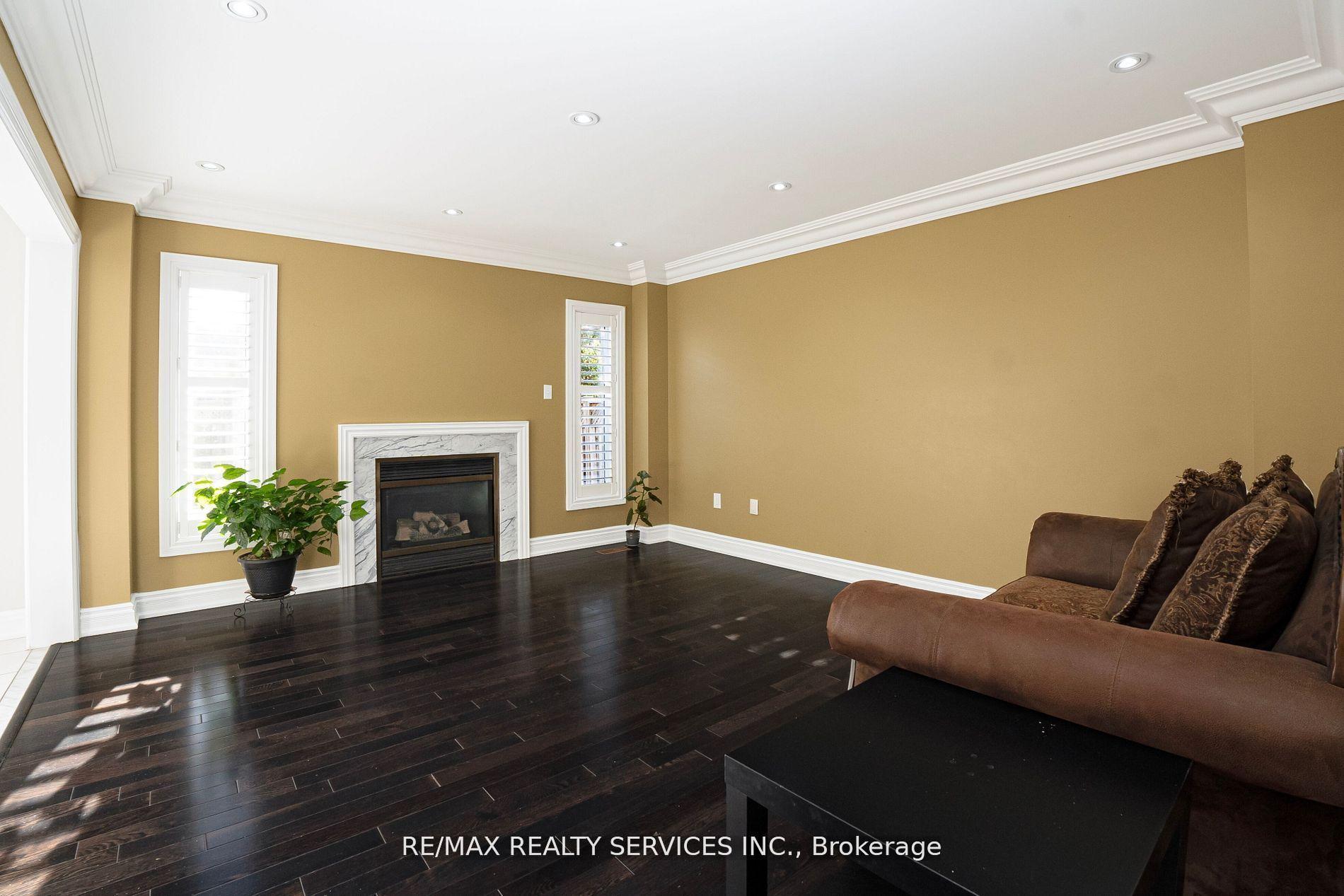 Photo 15 of 14 Foxmere Road, Brampton, Fletcher's Meadow — HOMEH