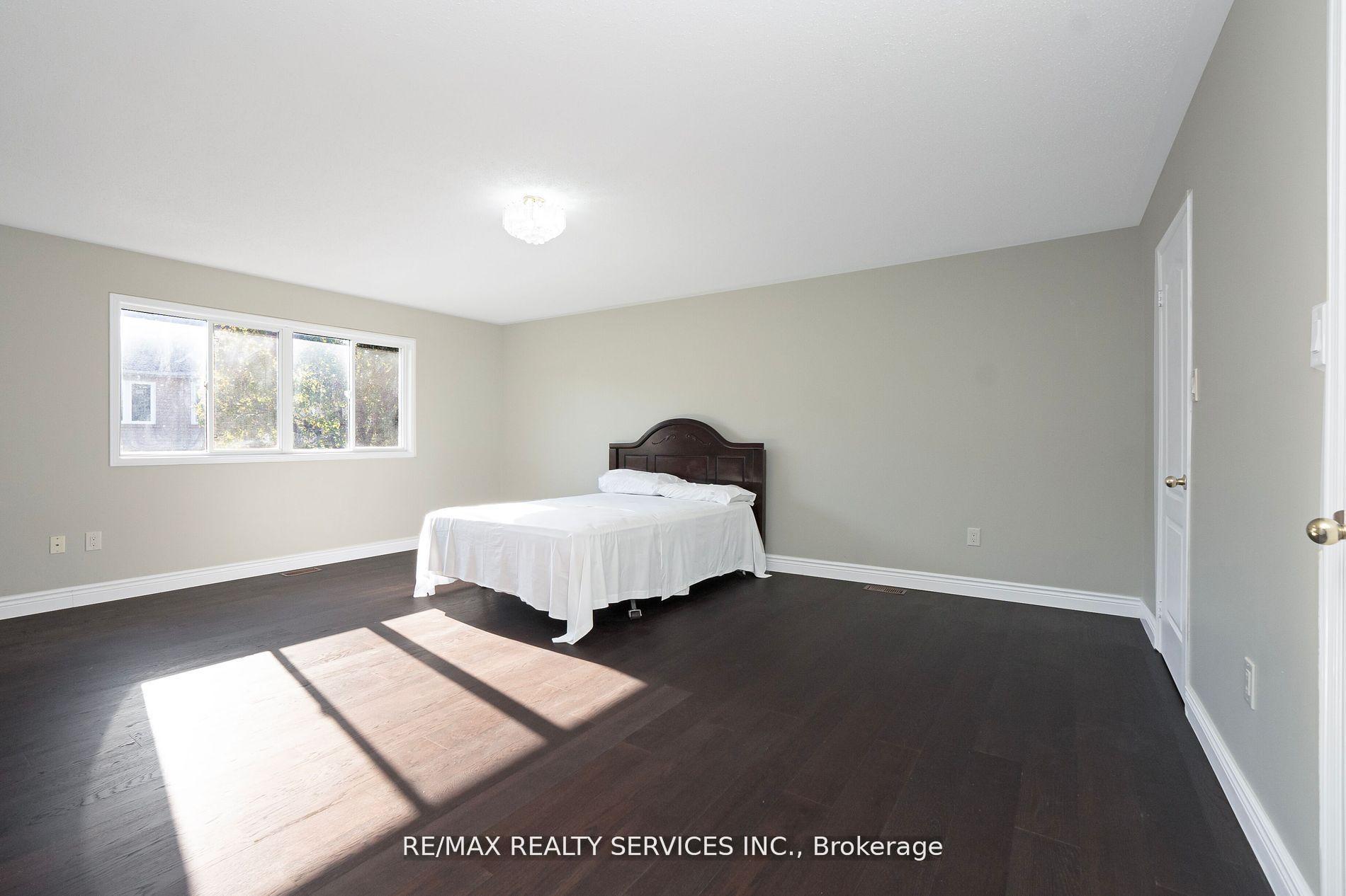 Photo 30 of 14 Foxmere Road, Brampton, Fletcher's Meadow — HOMEH