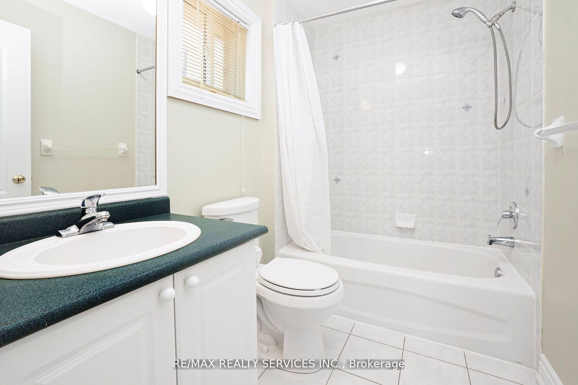 Photo 36 of 14 Foxmere Road, Brampton, Fletcher's Meadow — HOMEH