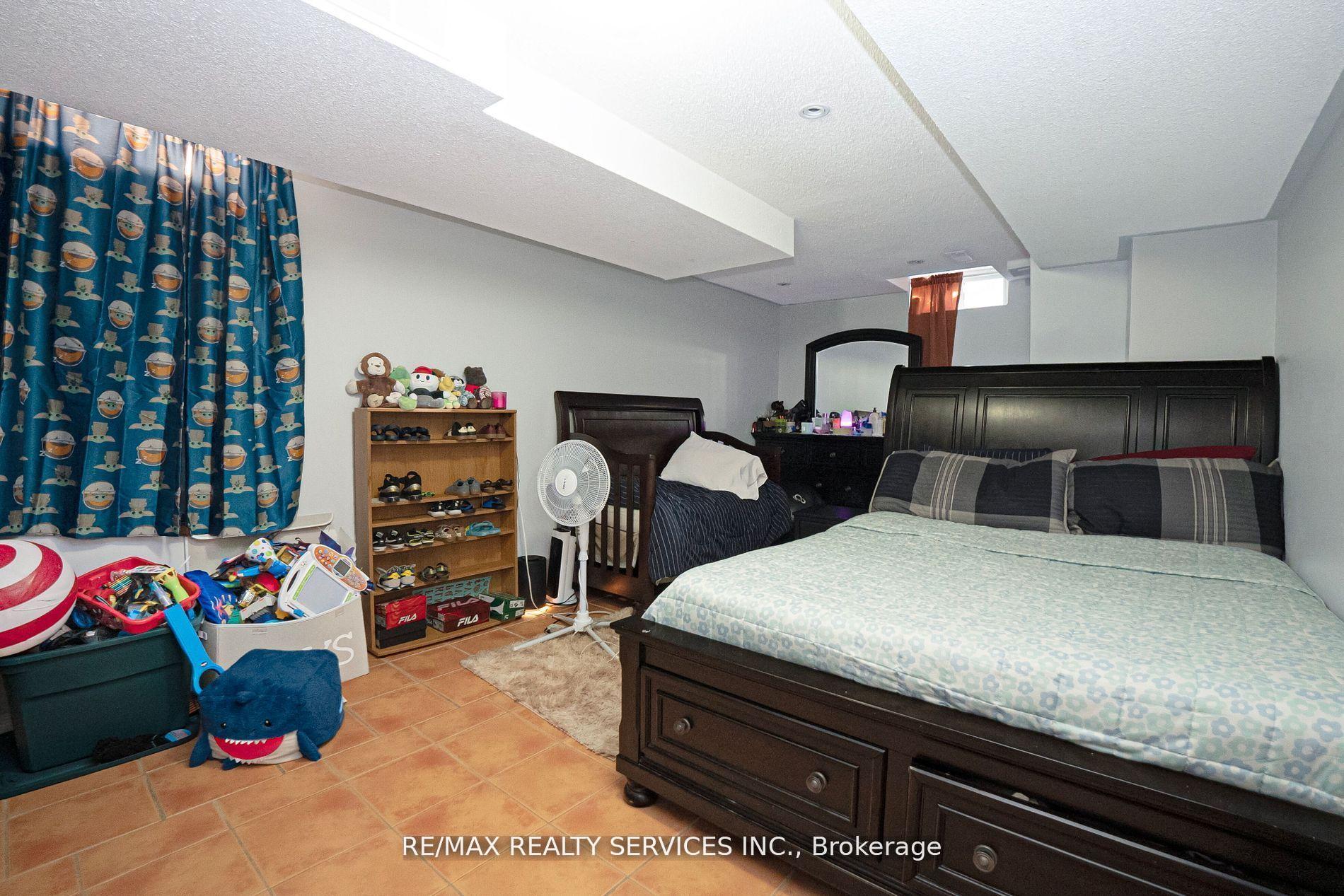 Photo 45 of 14 Foxmere Road, Brampton, Fletcher's Meadow — HOMEH