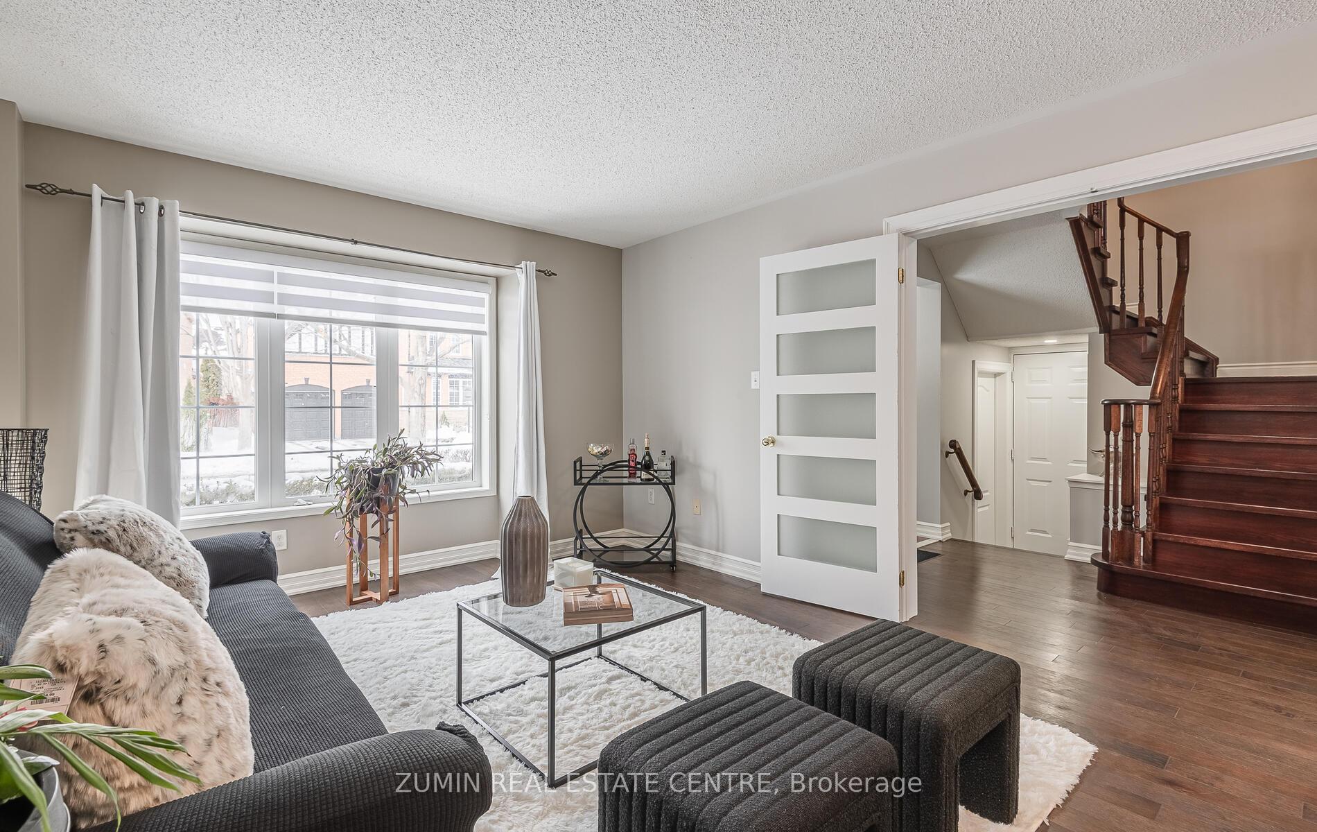 Photo 8 of 15 Sabbe Crescent, Ajax, Northwest Ajax — HOMEH