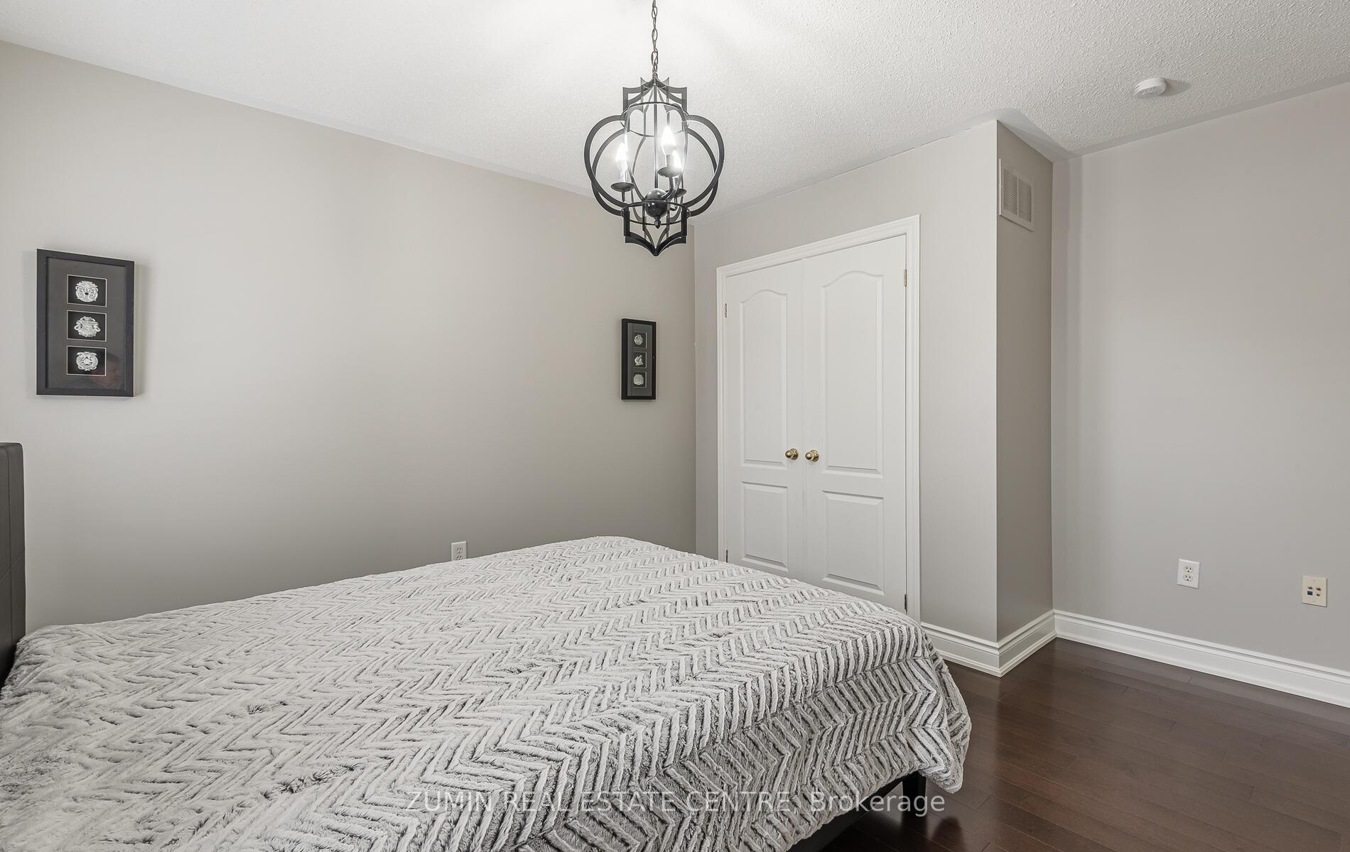 Photo 33 of 15 Sabbe Crescent, Ajax, Northwest Ajax — HOMEH