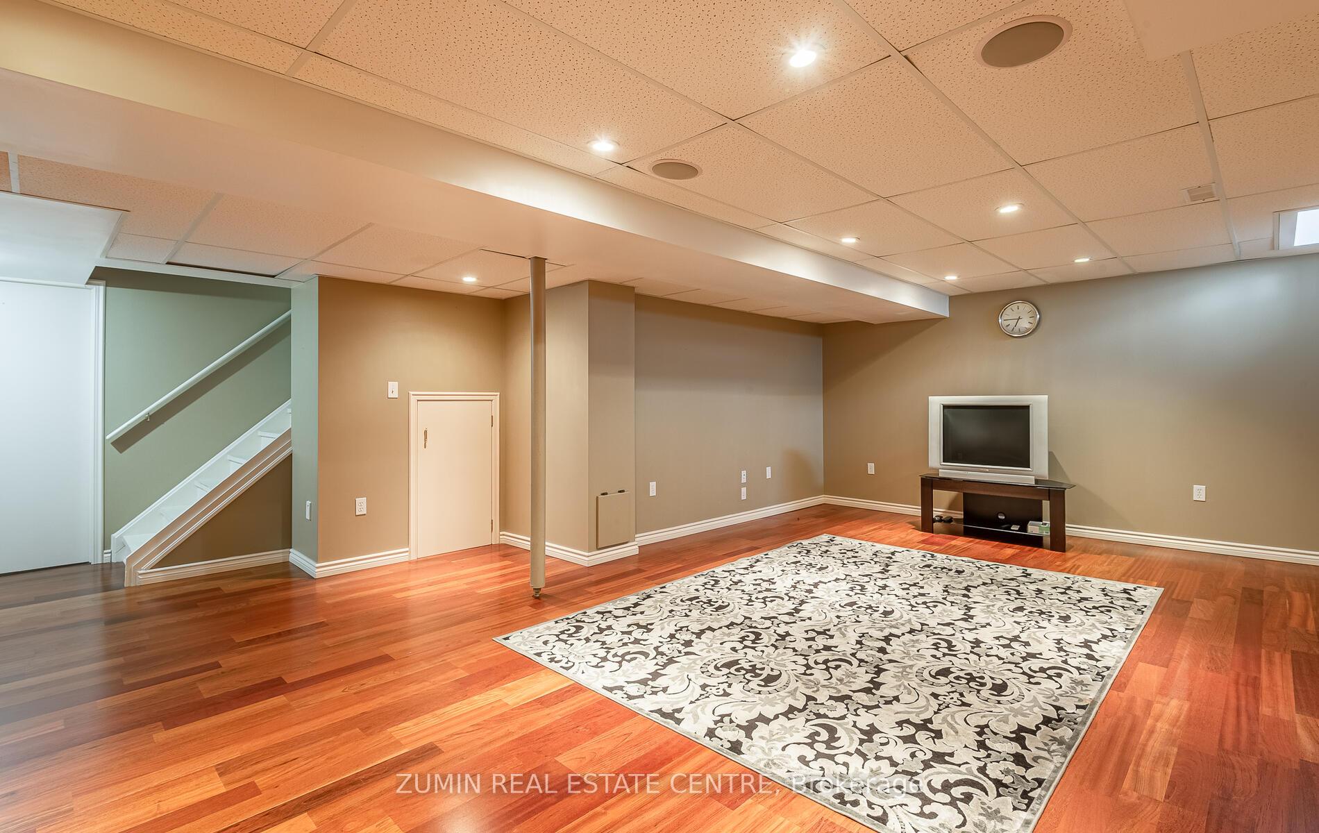 Photo 41 of 15 Sabbe Crescent, Ajax, Northwest Ajax — HOMEH