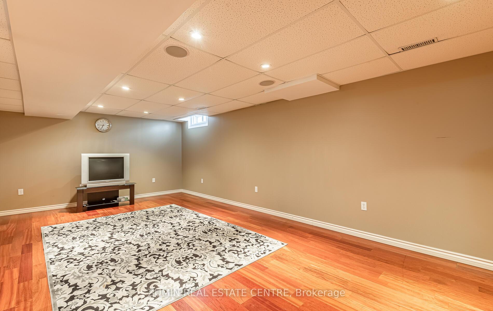 Photo 42 of 15 Sabbe Crescent, Ajax, Northwest Ajax — HOMEH