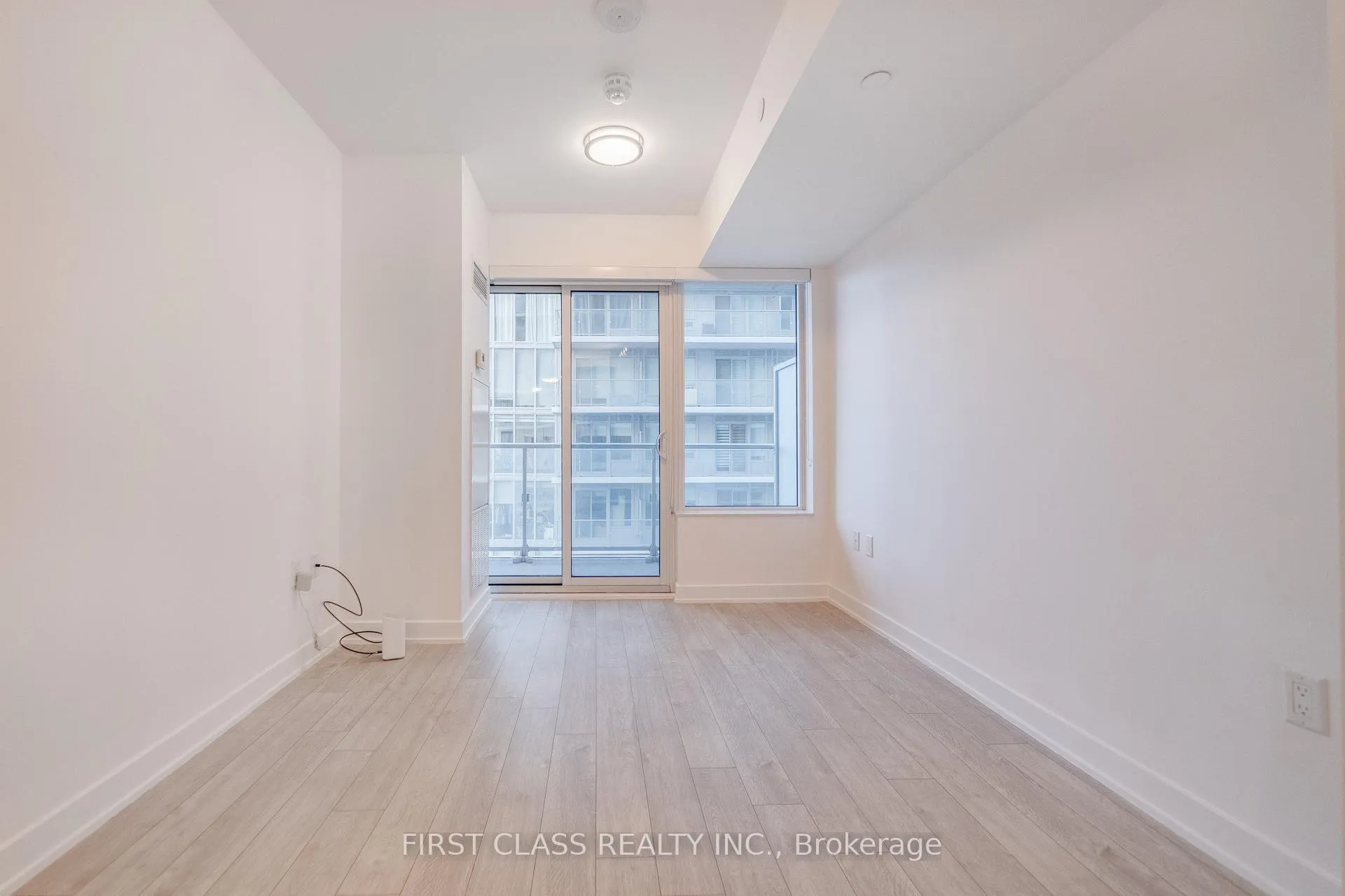 Photo 11 of Unit 3414, 195 Redpath Avenue, Toronto, Mount Pleasant West — HOMEH