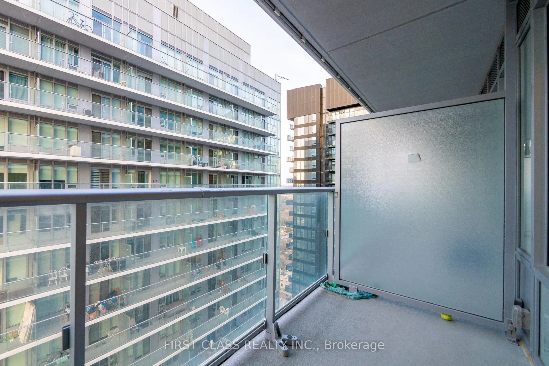 Photo 21 of Unit 3414, 195 Redpath Avenue, Toronto, Mount Pleasant West — HOMEH