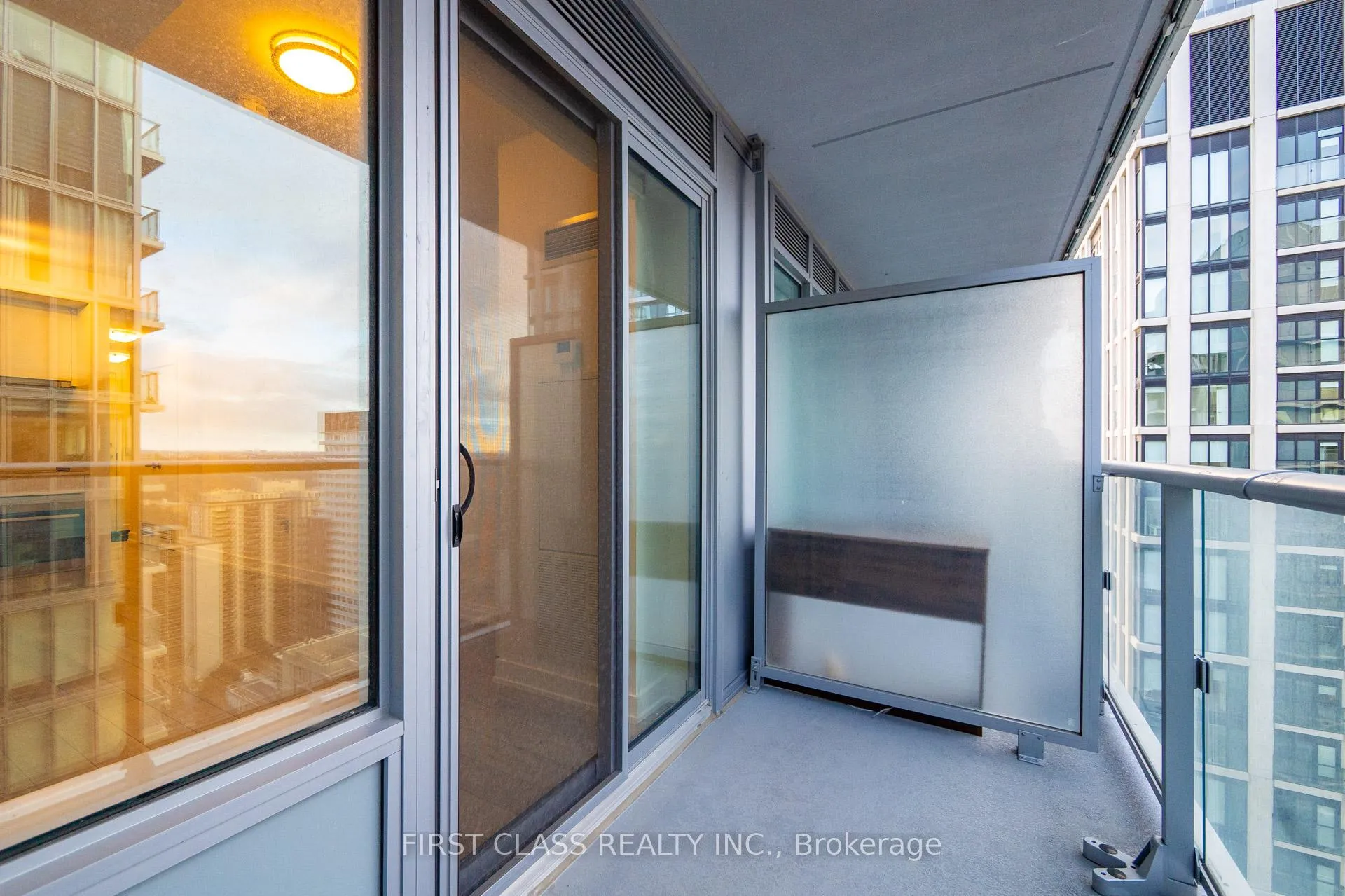 Photo 23 of Unit 3414, 195 Redpath Avenue, Toronto, Mount Pleasant West — HOMEH