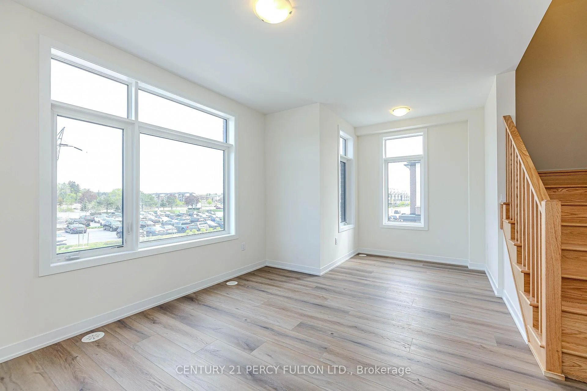 Photo 12 of Unit 809, 1695 Dersan Street, Pickering, Duffin Heights — HOMEH