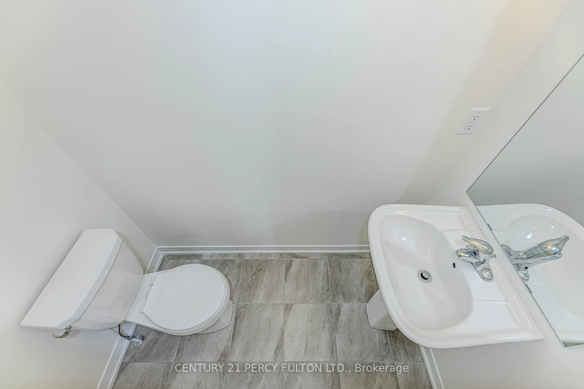 Photo 15 of Unit 809, 1695 Dersan Street, Pickering, Duffin Heights — HOMEH