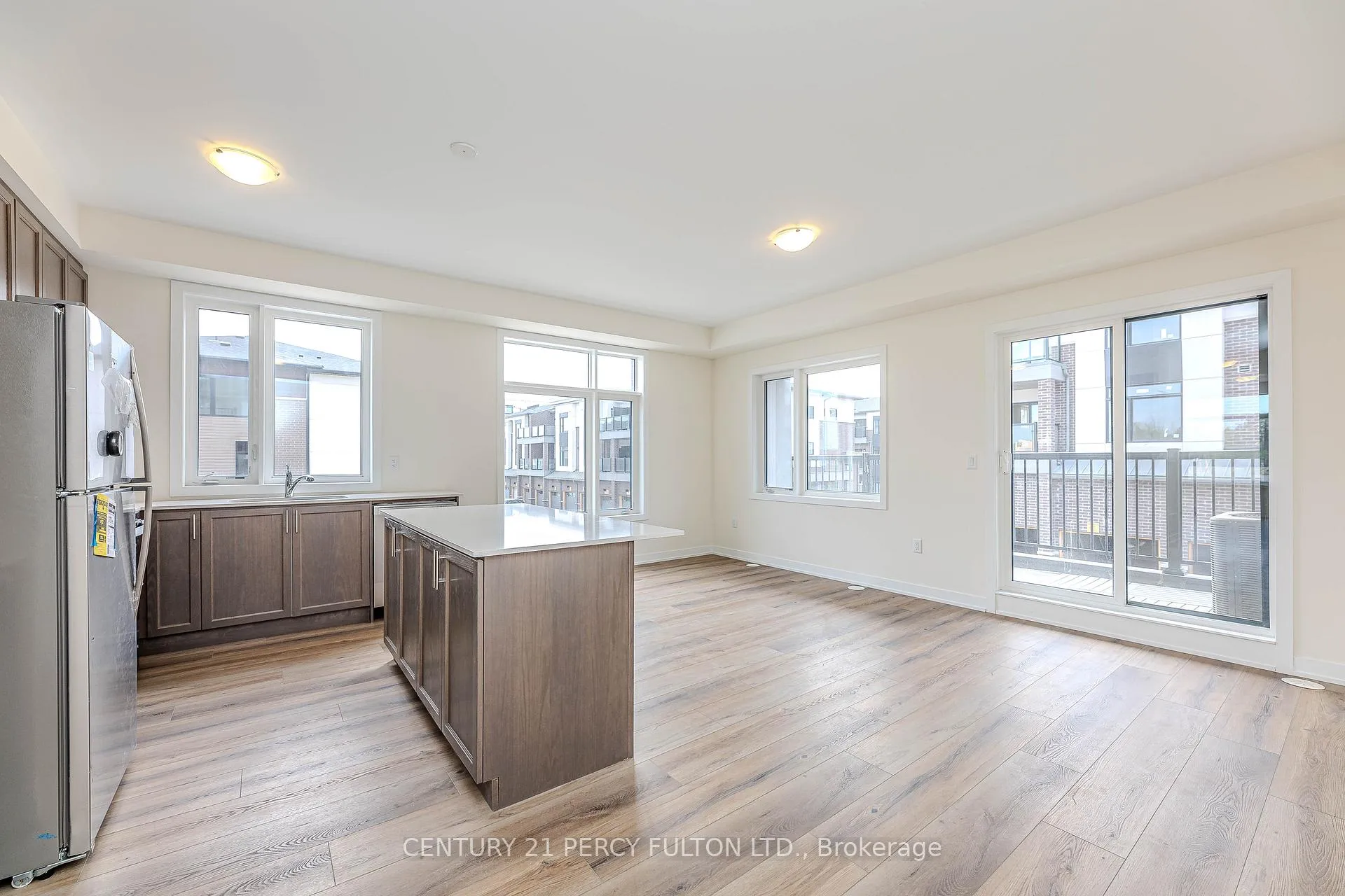 Photo 18 of Unit 809, 1695 Dersan Street, Pickering, Duffin Heights — HOMEH