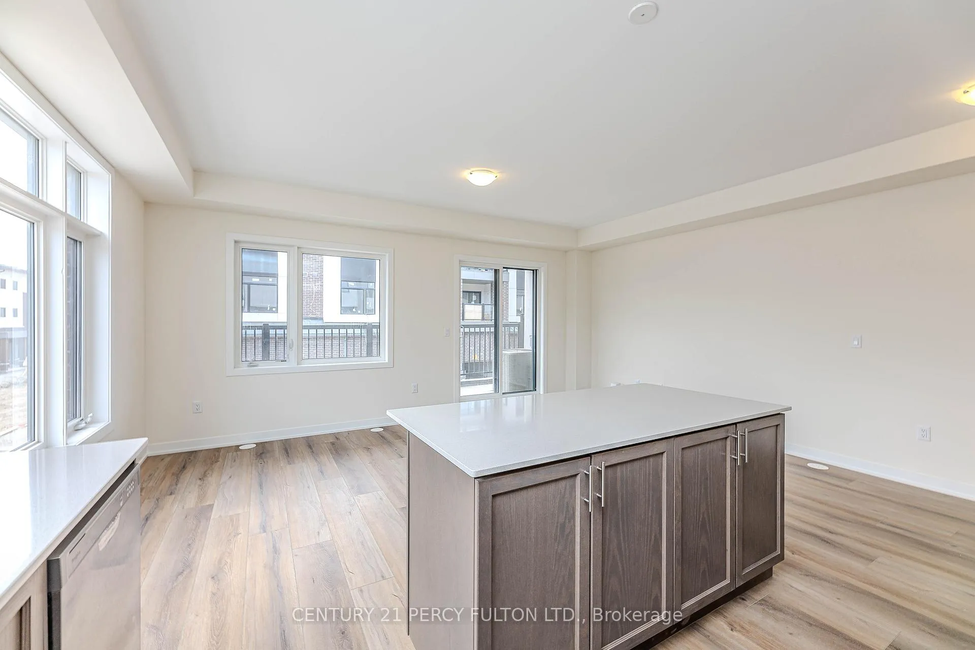 Photo 22 of Unit 809, 1695 Dersan Street, Pickering, Duffin Heights — HOMEH