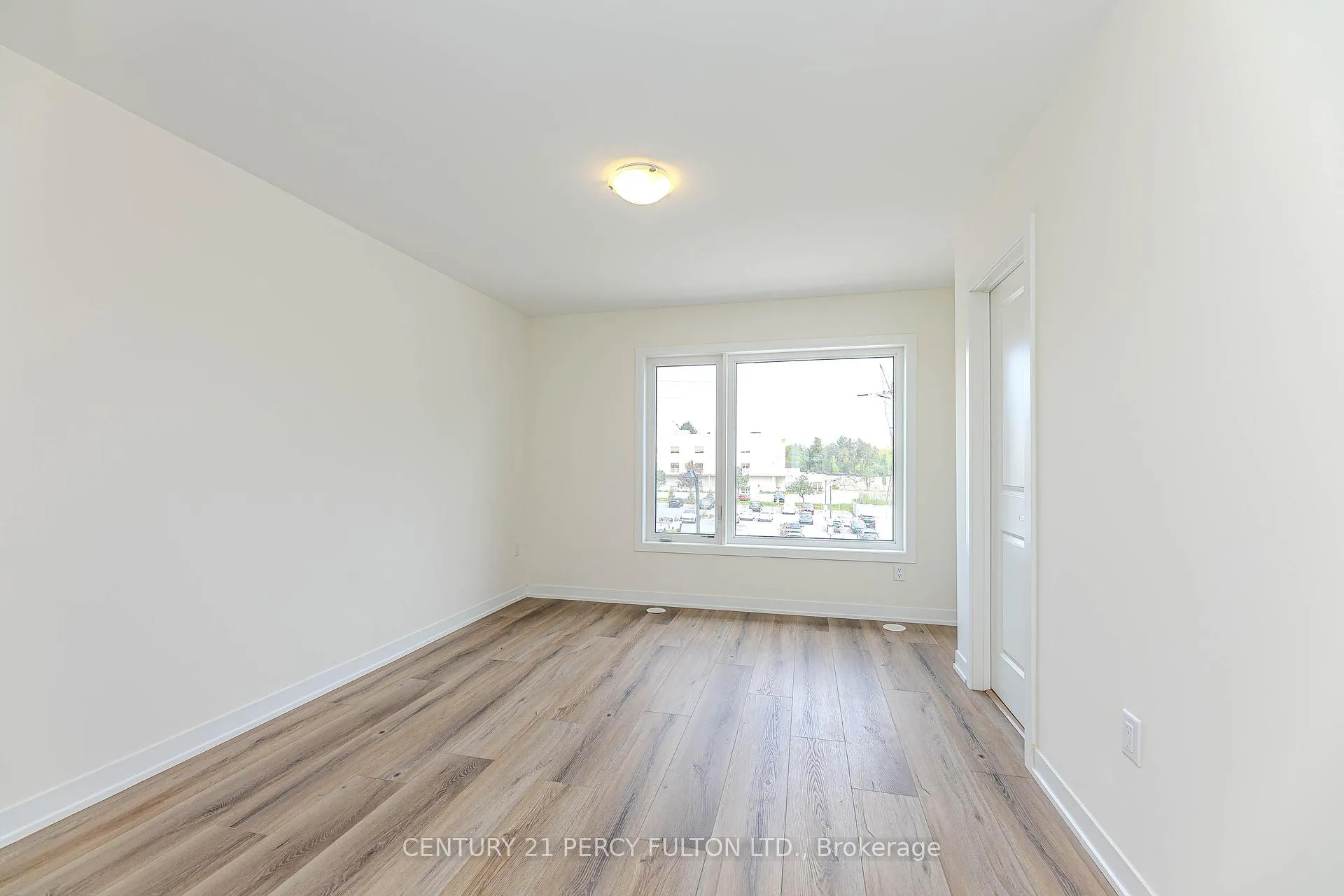 Photo 29 of Unit 809, 1695 Dersan Street, Pickering, Duffin Heights — HOMEH