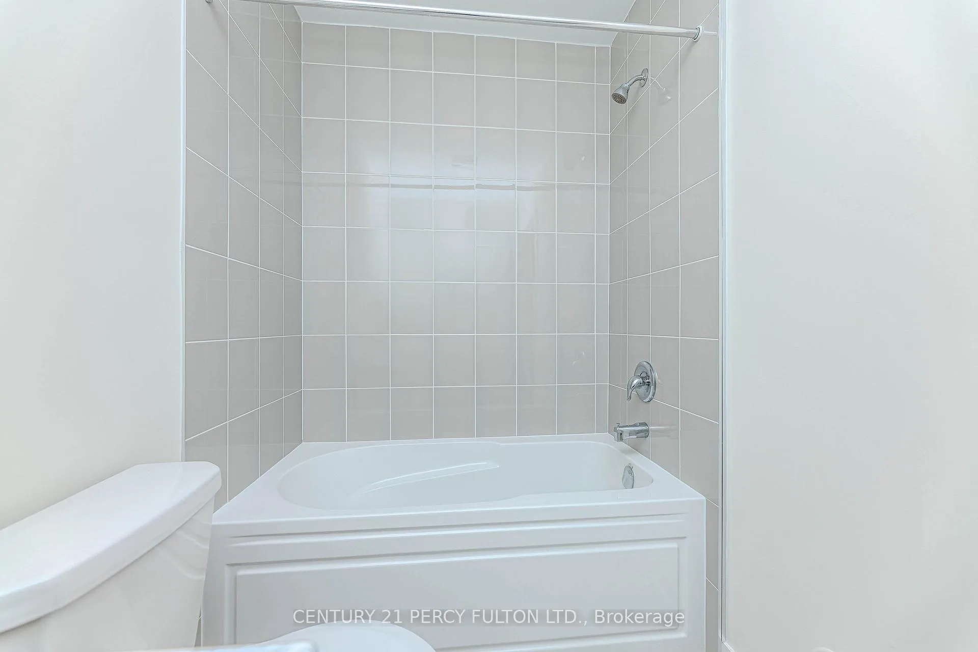 Photo 38 of Unit 809, 1695 Dersan Street, Pickering, Duffin Heights — HOMEH
