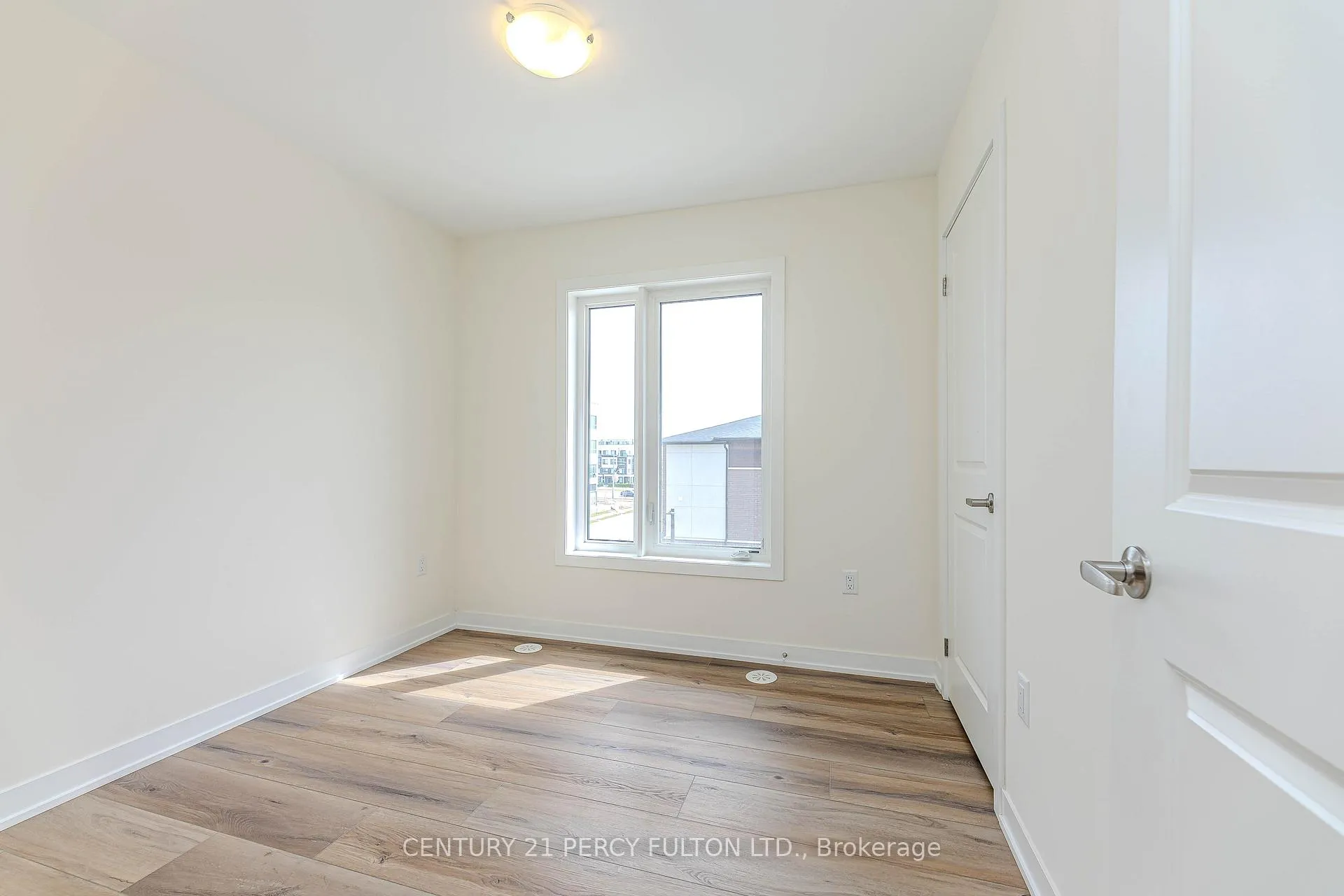 Photo 39 of Unit 809, 1695 Dersan Street, Pickering, Duffin Heights — HOMEH