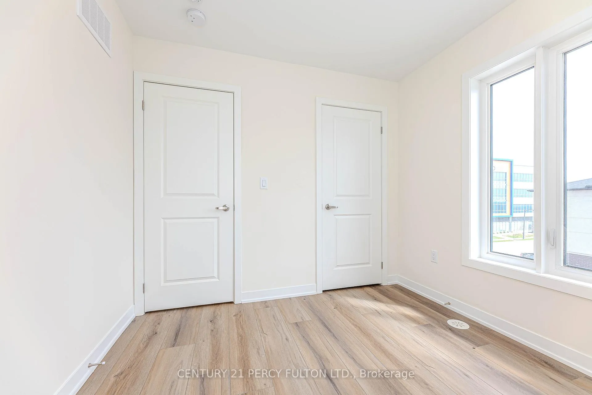 Photo 45 of Unit 809, 1695 Dersan Street, Pickering, Duffin Heights — HOMEH