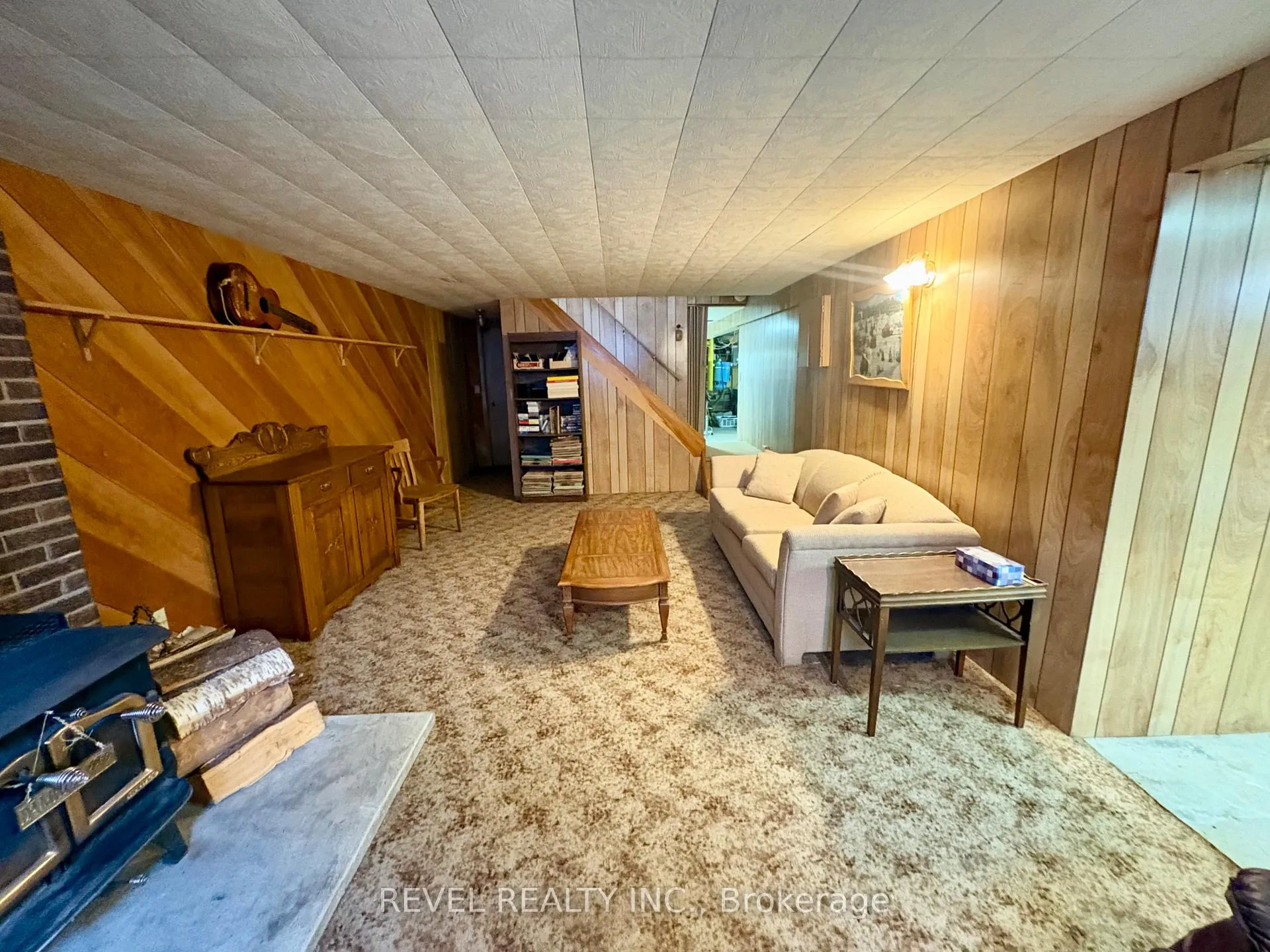 Photo 24 of 390 Seventeenth Avenue, Cochrane — HOMEH