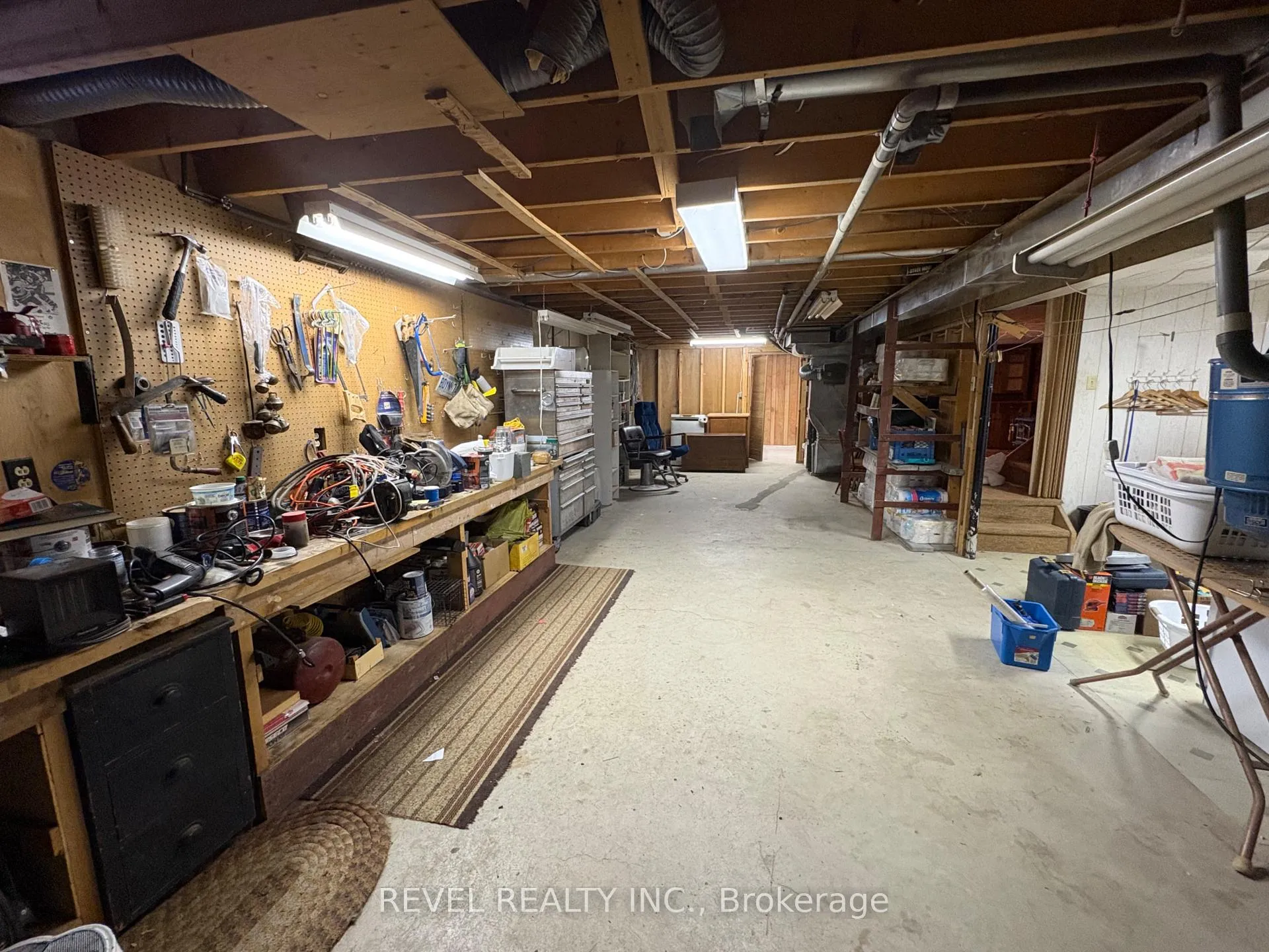 Photo 29 of 390 Seventeenth Avenue, Cochrane — HOMEH